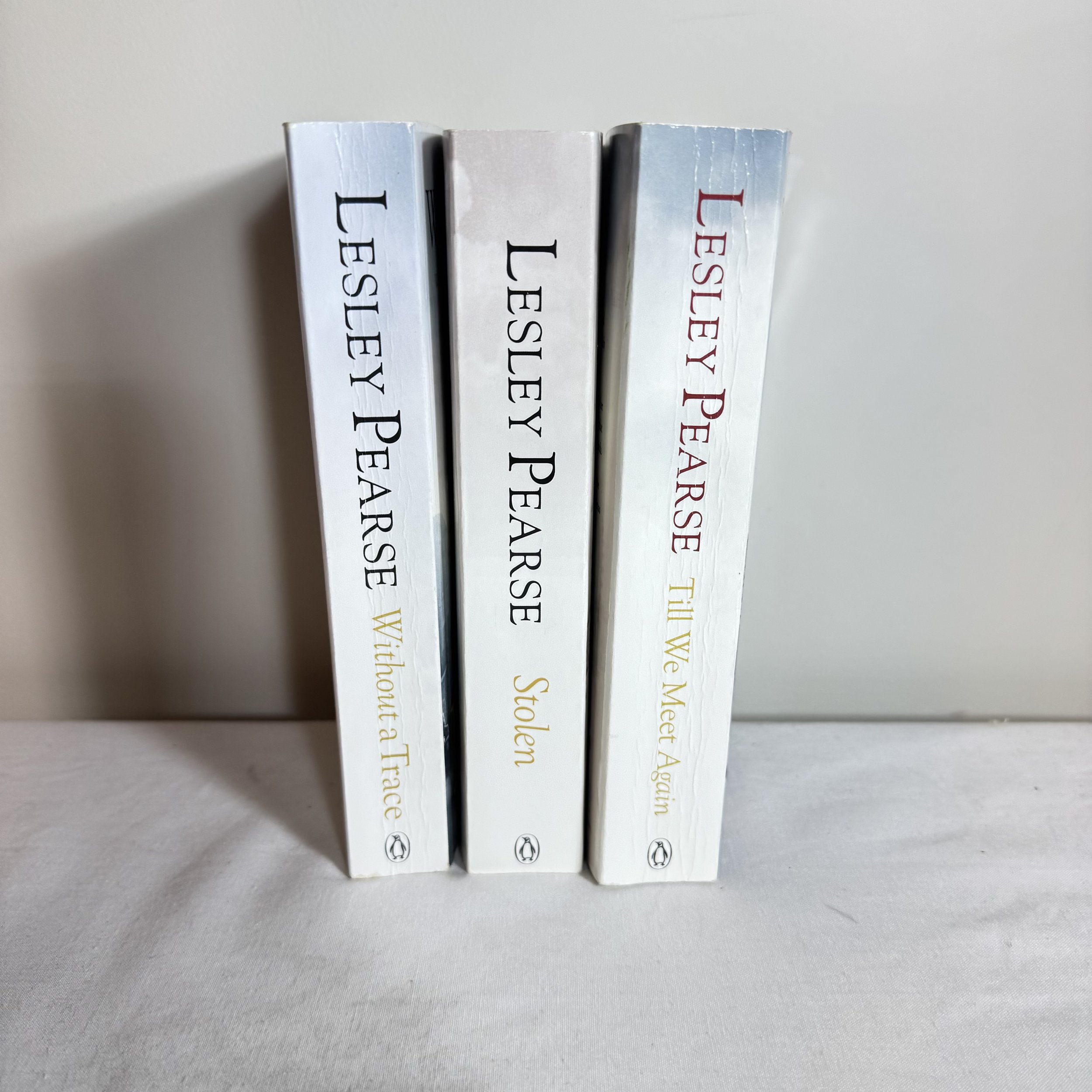 Lesley Pearse Book Bundle x 3 - Without A Trace, Stolen & Till We Meet Again