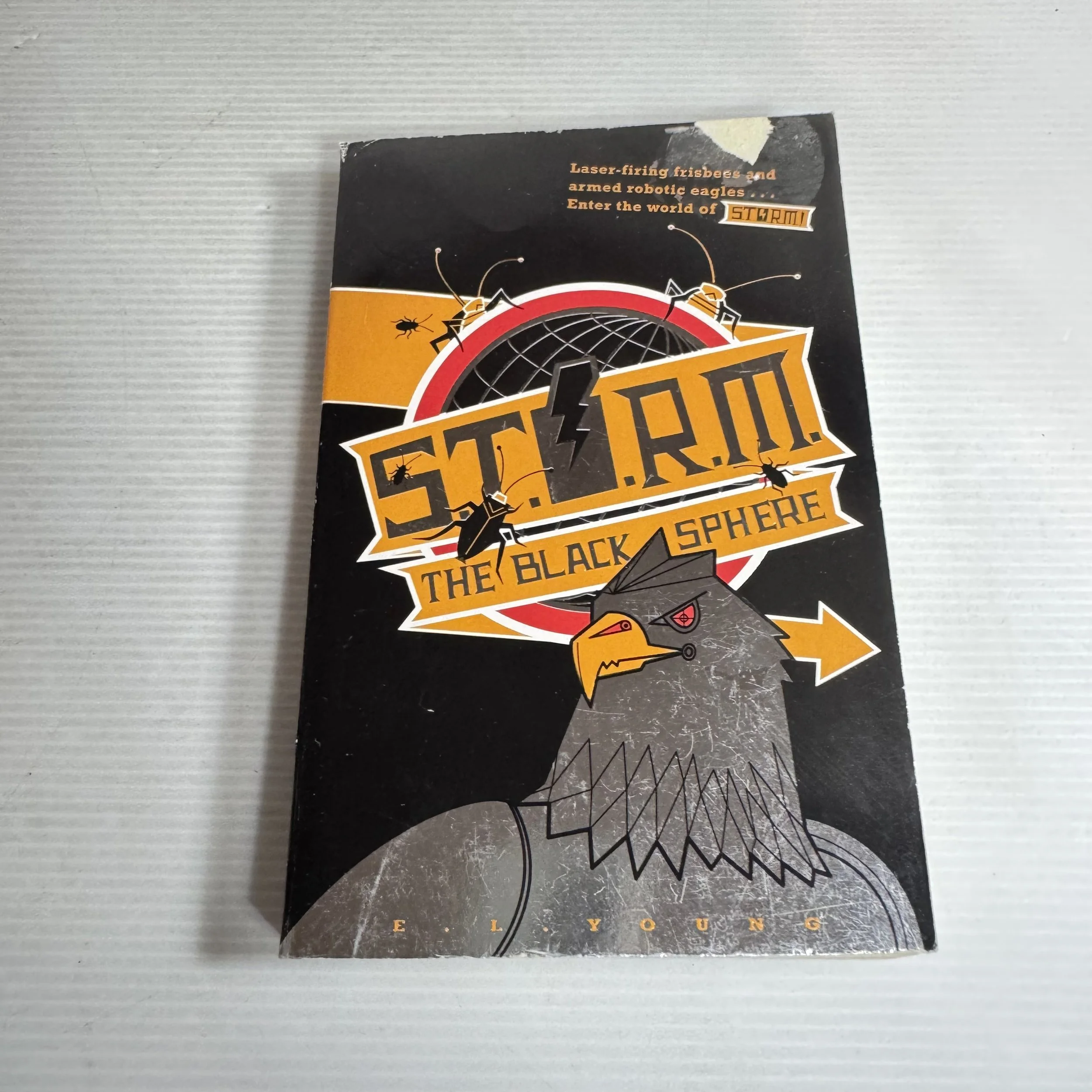S.T.O.R.M: The Black Sphere - E. L. Young