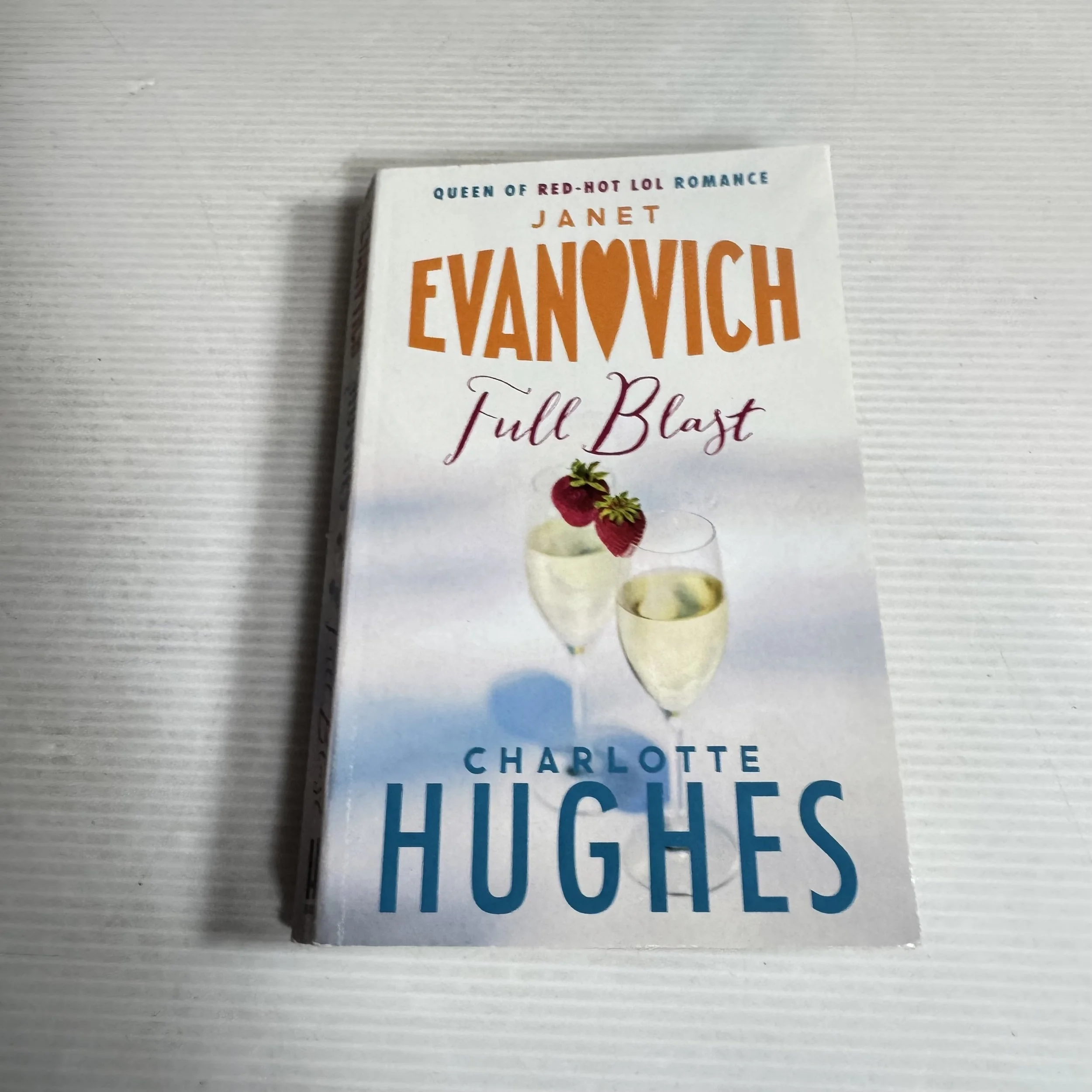 Full Blast - Janet Evanovich and Charlotte Hughes