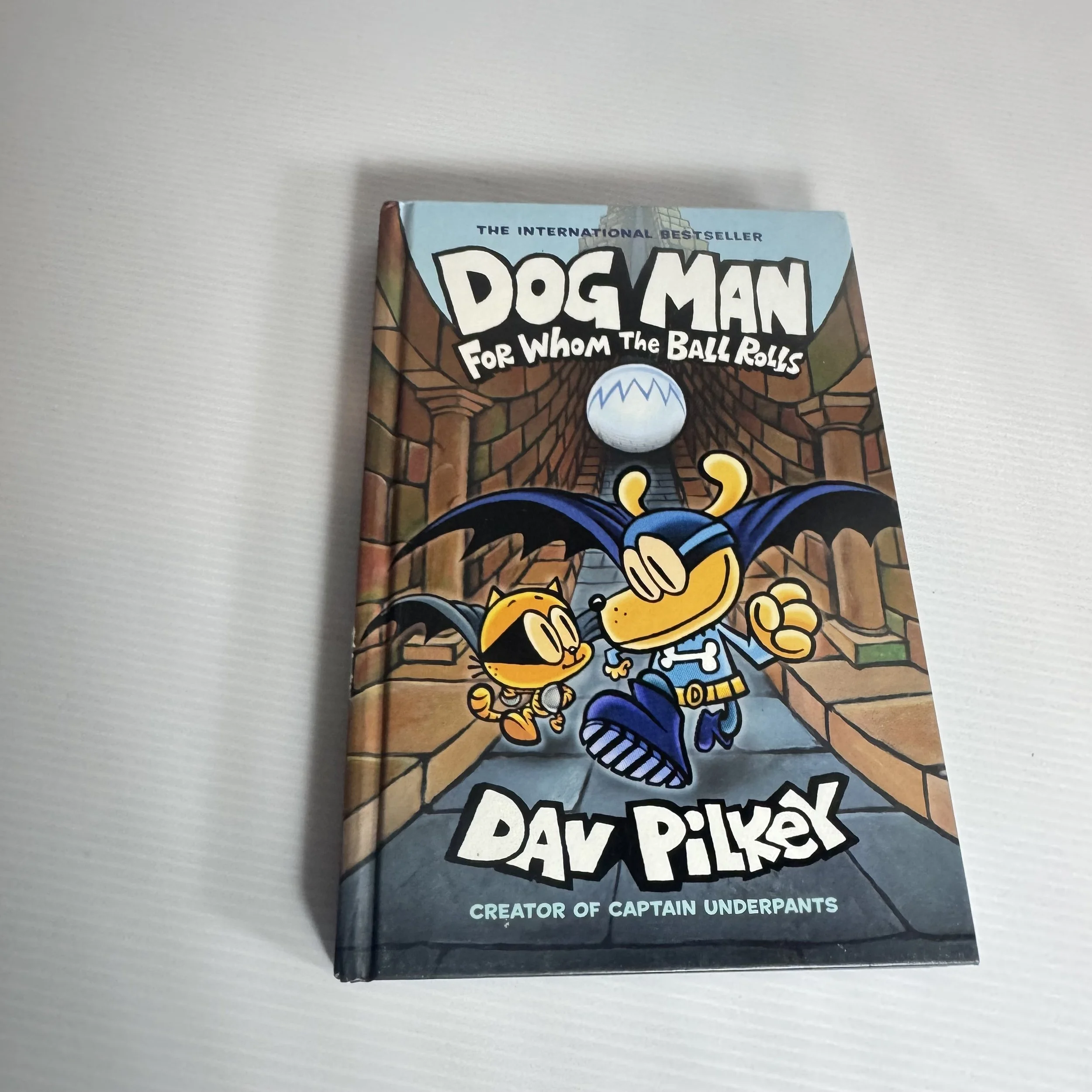 Dog Man For Whom the Ball Rolls : Graphic Novel - Dav Pilkey