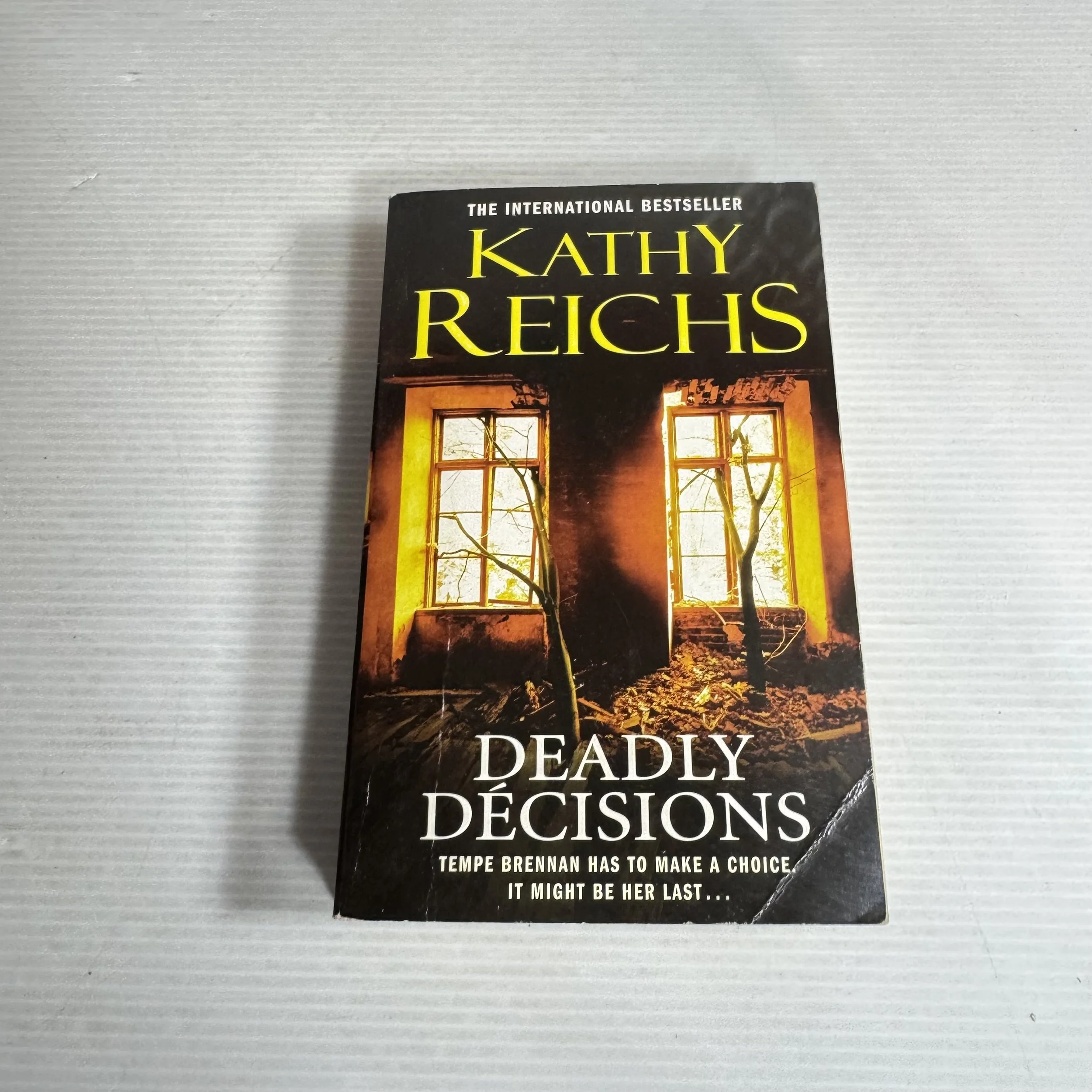 Deadly Decisions - Kathy Reichs