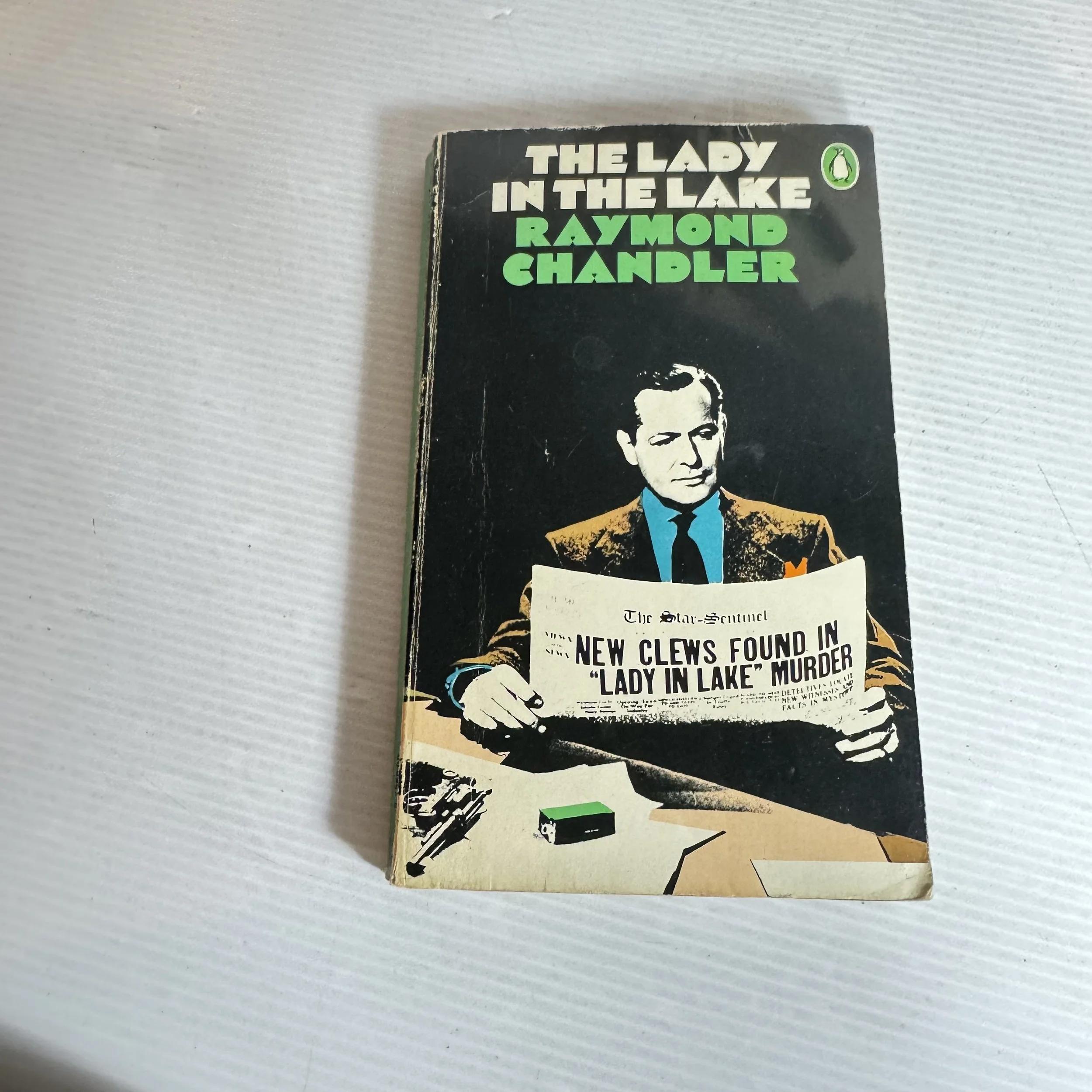 The Lady in the Lake - Raymond Chandler (Vintage 1944)
