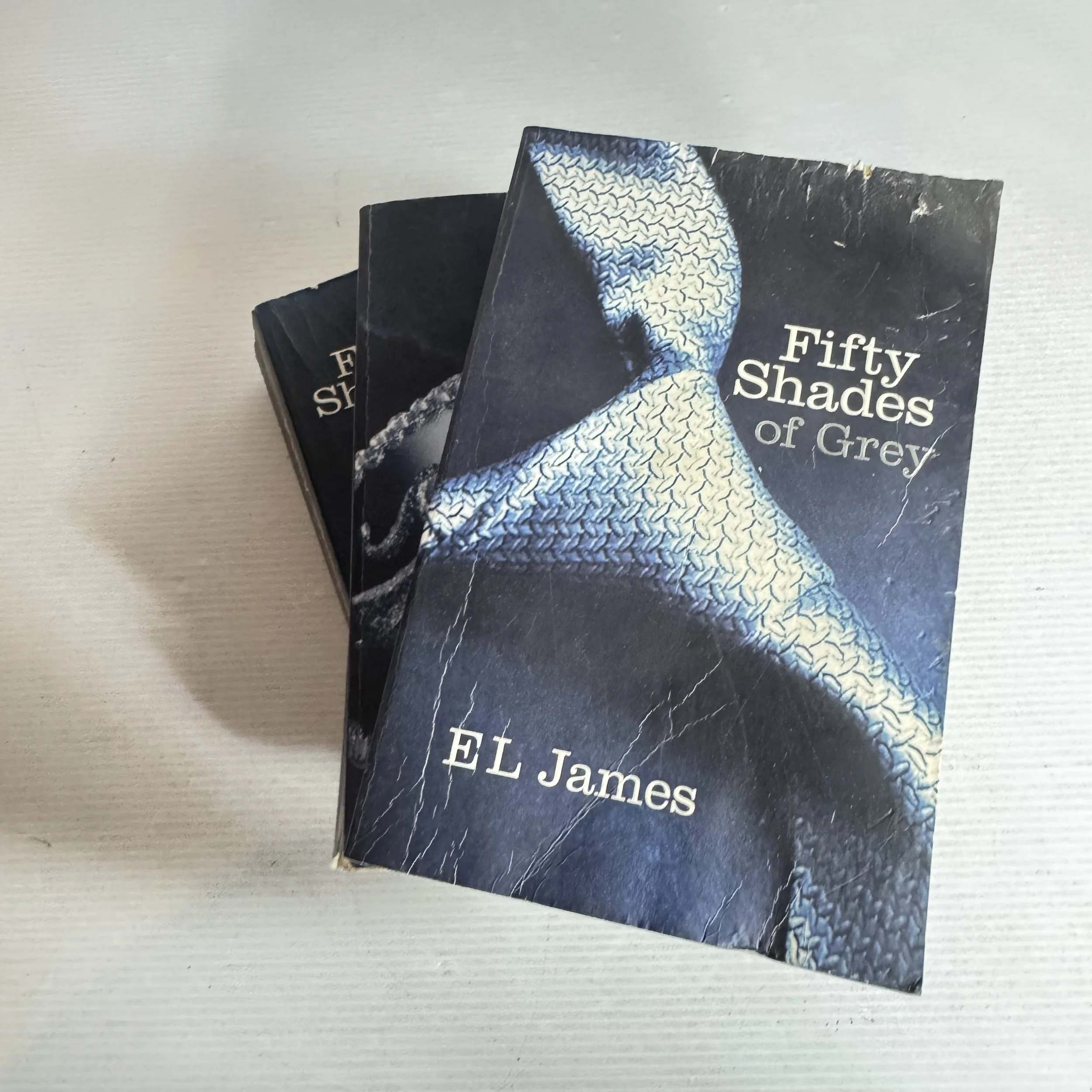 Fifty Shades Of Grey Book Bundle (438) Grey/Darker/Freed