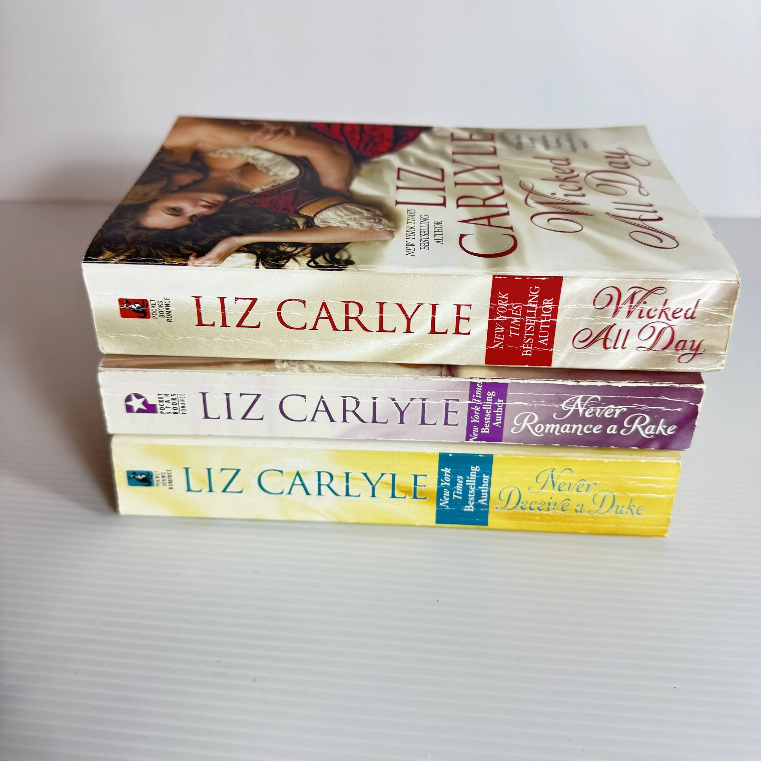 Liz Carlyle Book Bundle x 3 Books (2074)