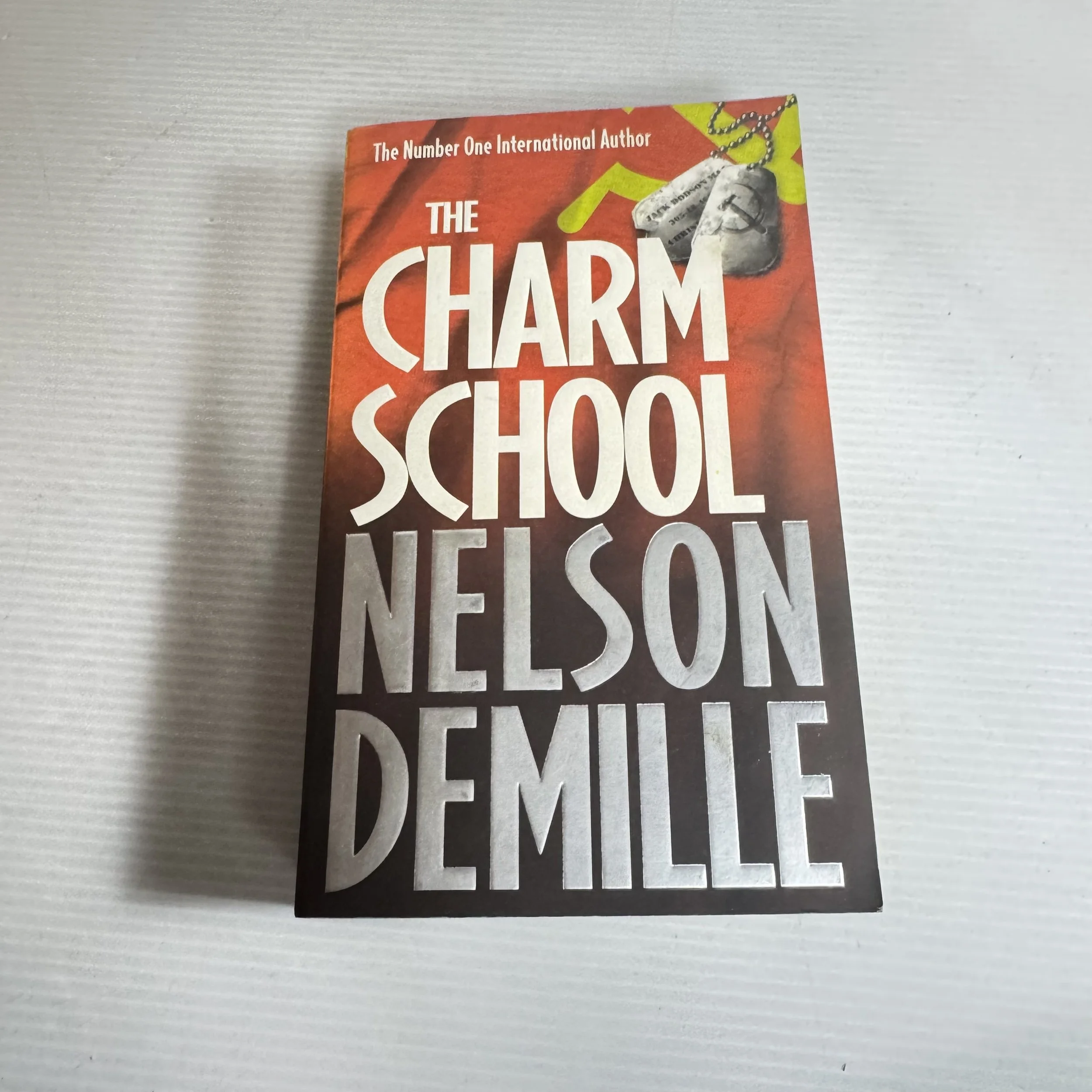 The Charm School - Nelson Demille