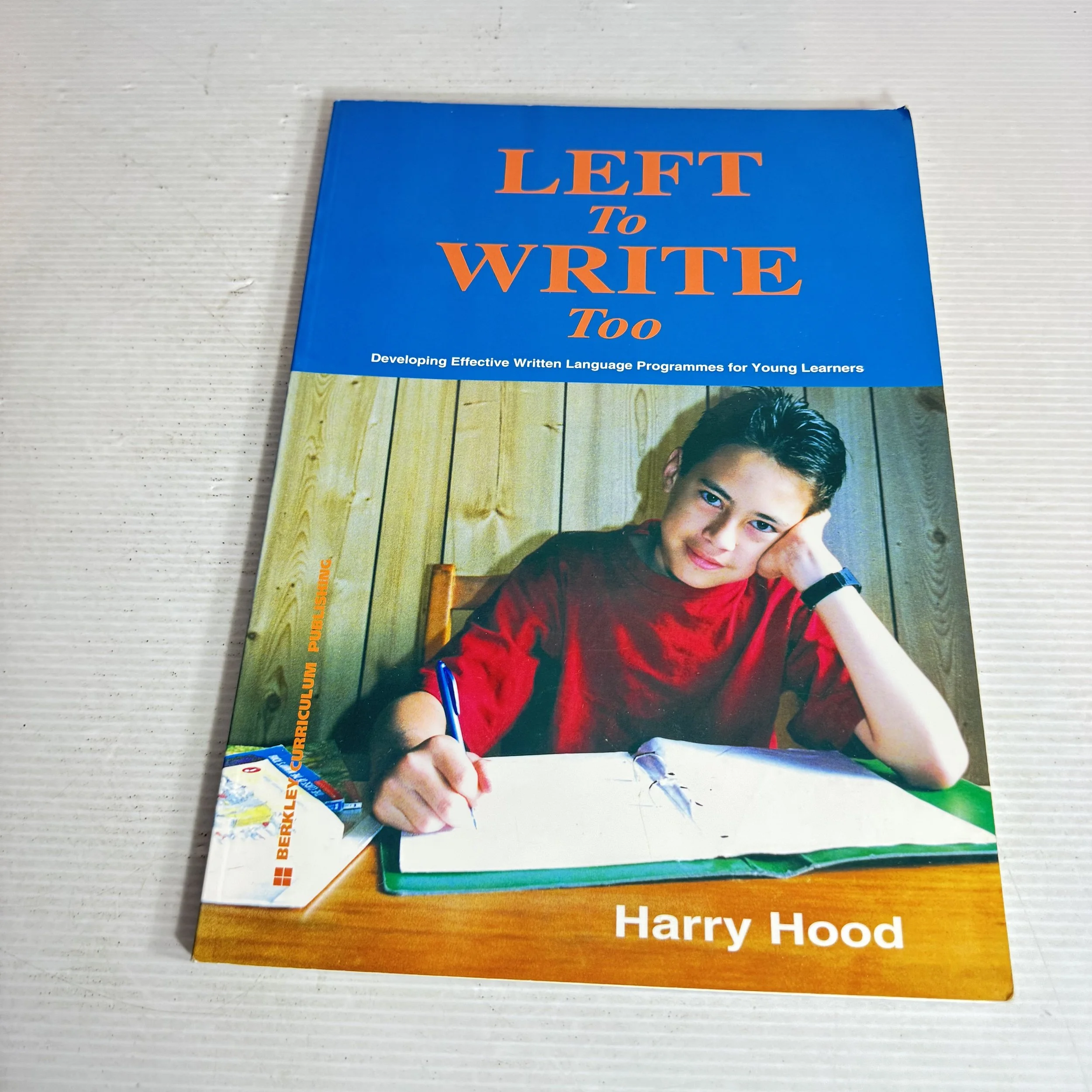 Left To Write Too - Harry Hood