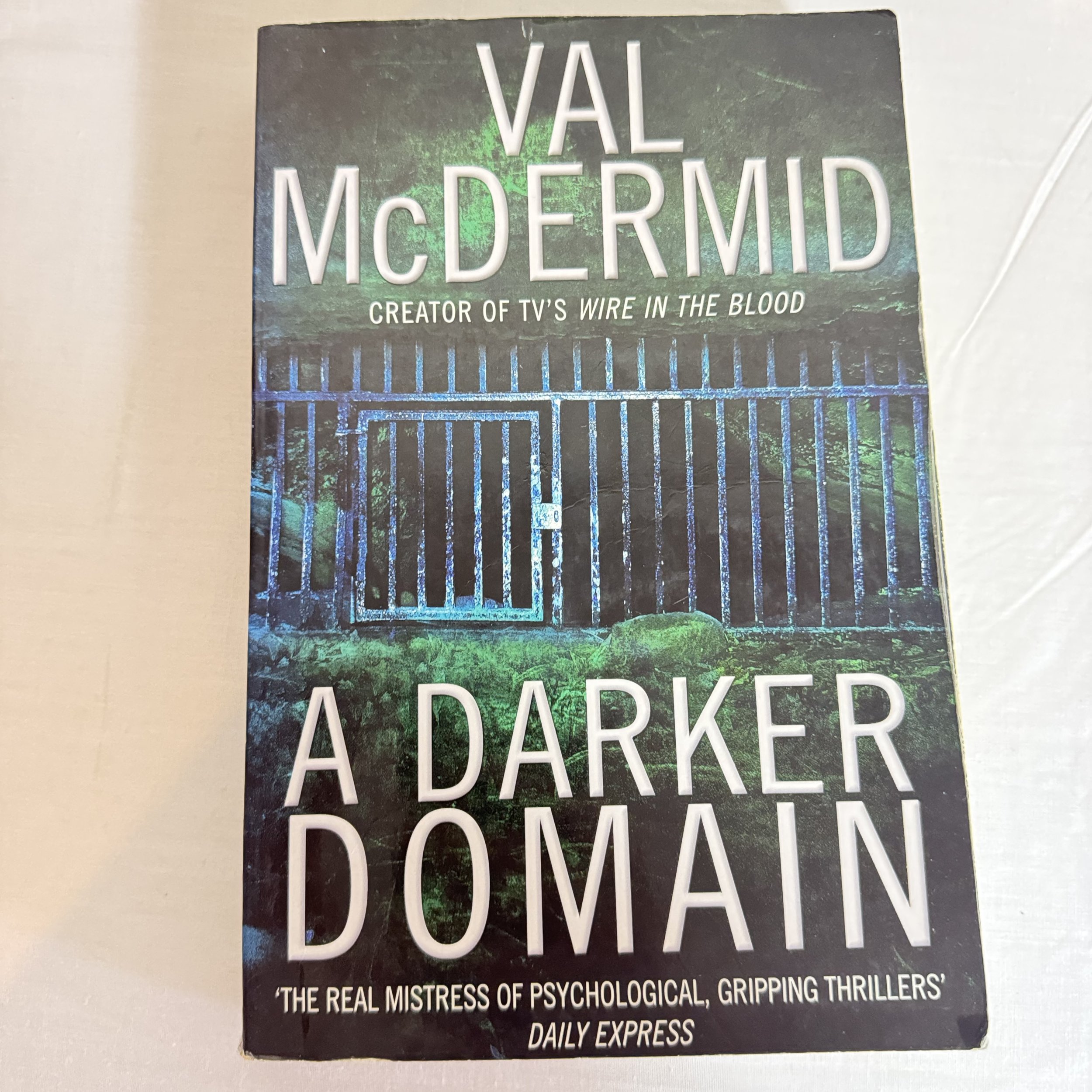 A Darker Domain - Val McDermid