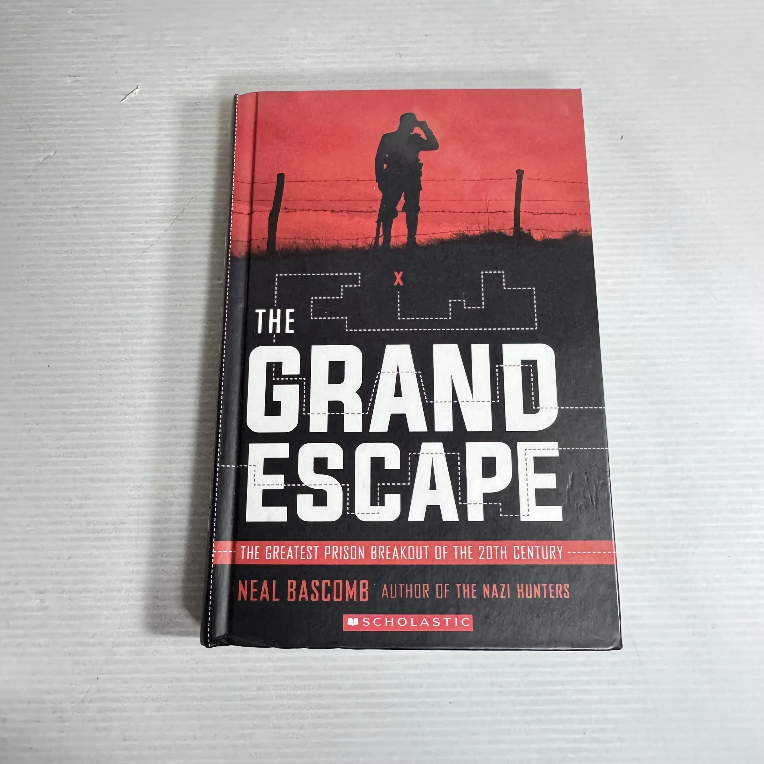 The Grand Escape - Meal Bascomb