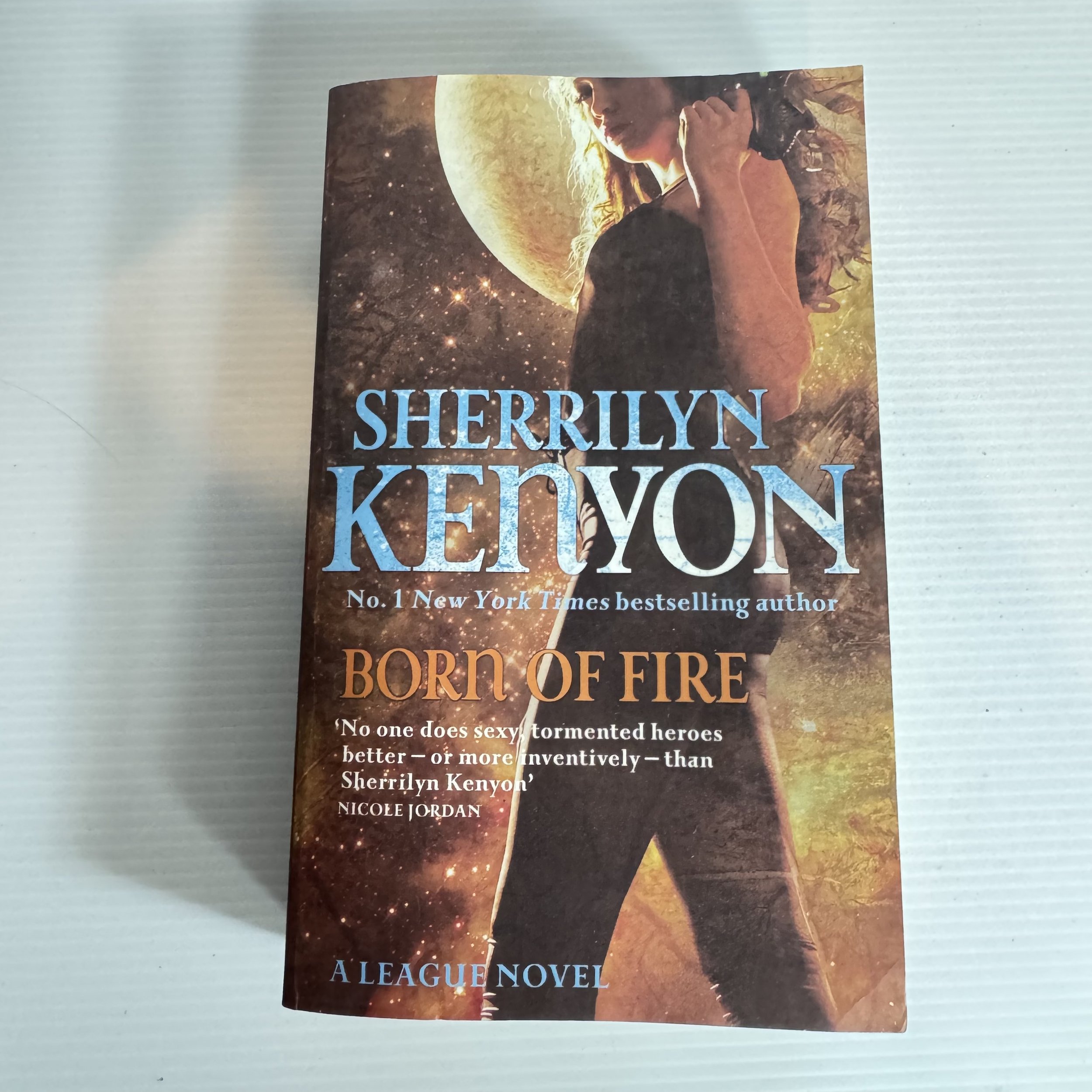Born of Fire - Sherrilyn Kenyon