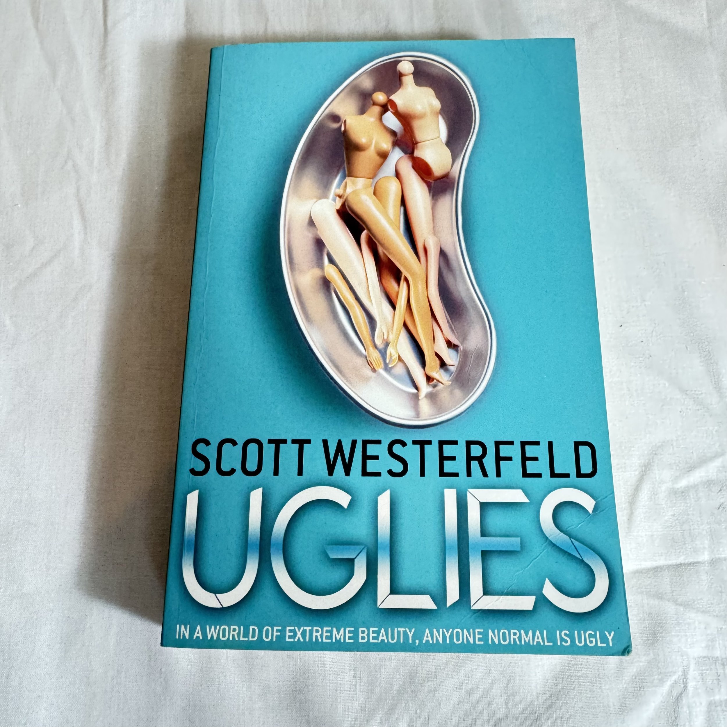 Uglies - Scott Westerfeld