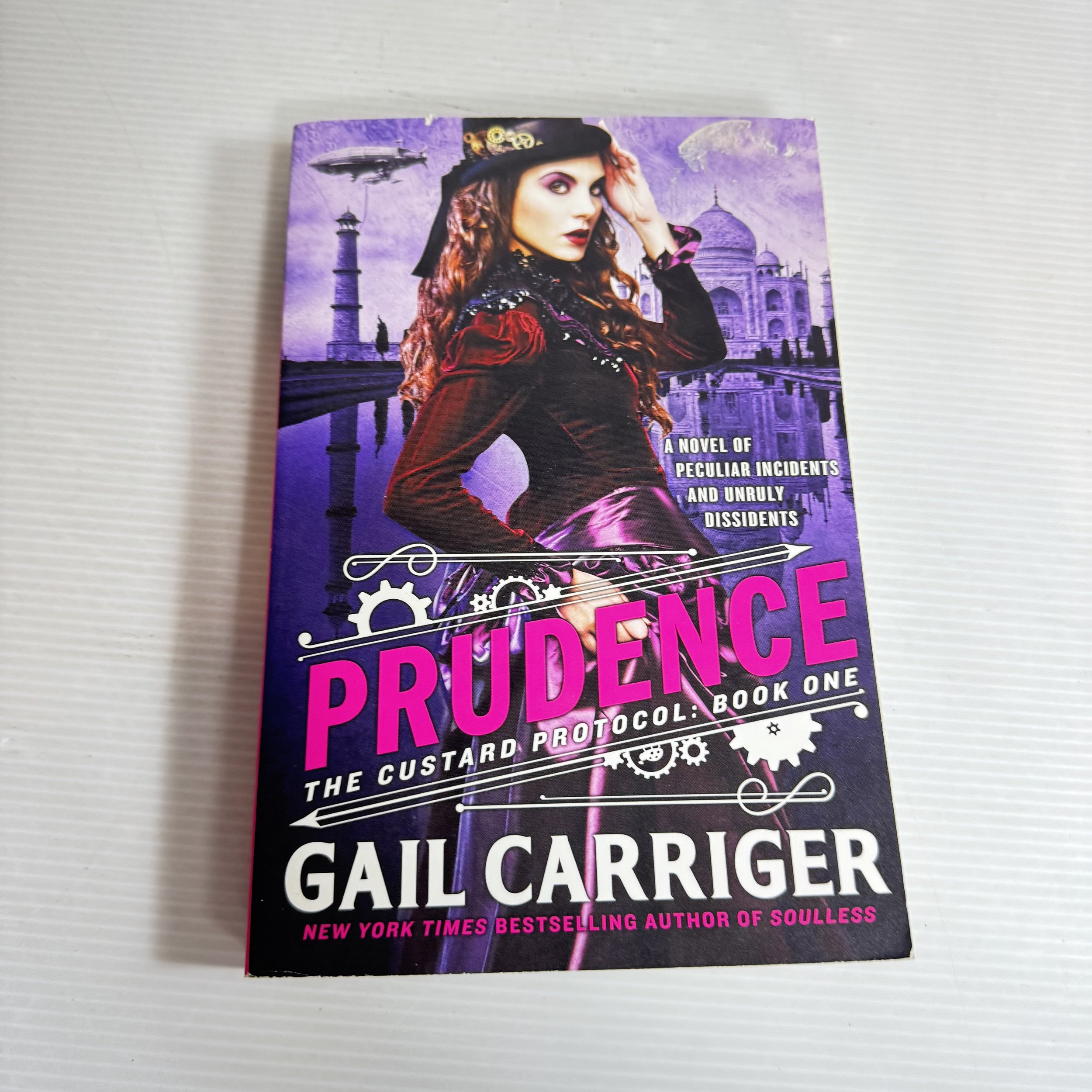 Prudence: The Custard Protocol Book 1 - Gail Carriger