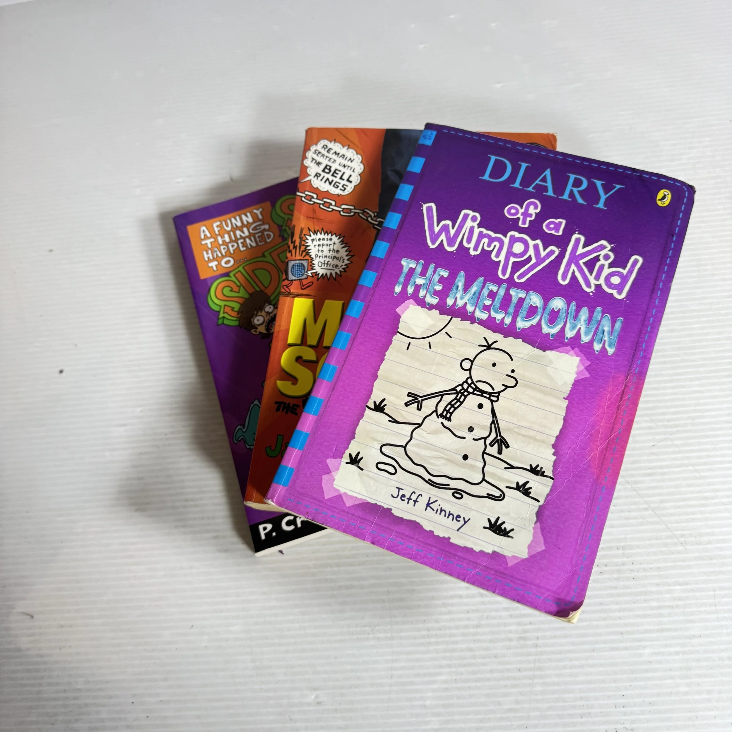 Humour Children's Chapter Book Bundle x 3 Books - Diary of a Wimpy Kid, Middle School, A Funny Thing Happened to... (510)