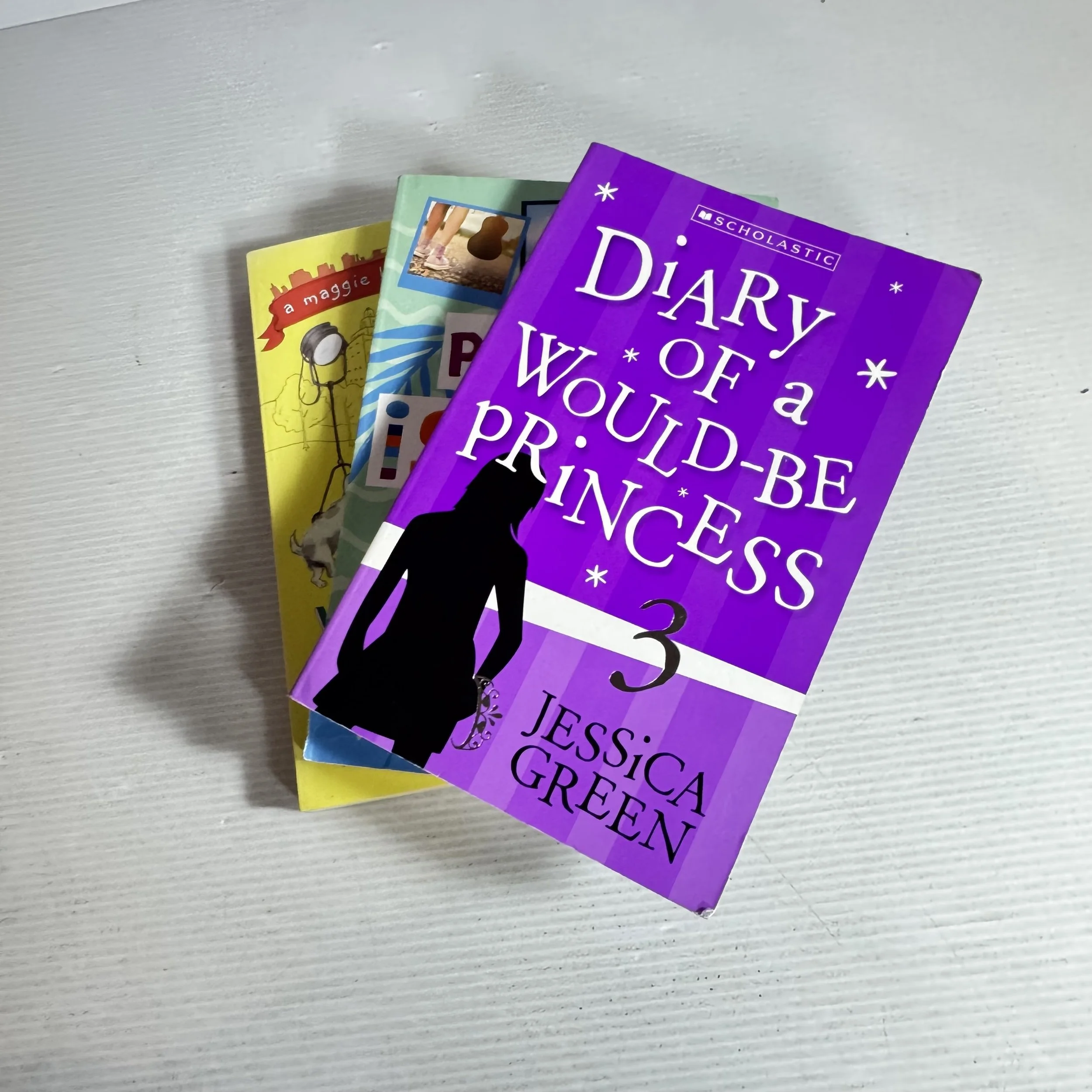 Girl's Chapter Book Bundle x 3 Books (512)