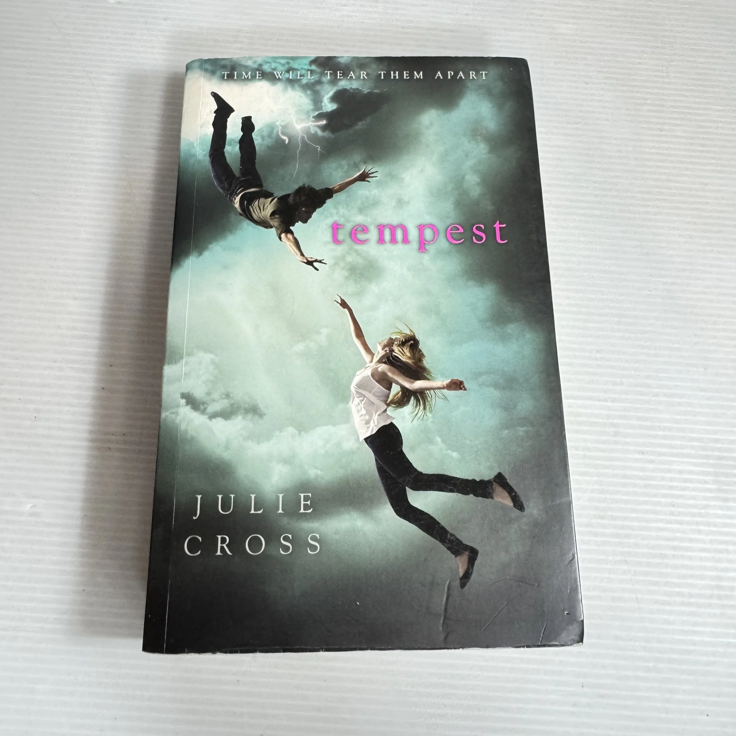 Tempest - Julie Cross