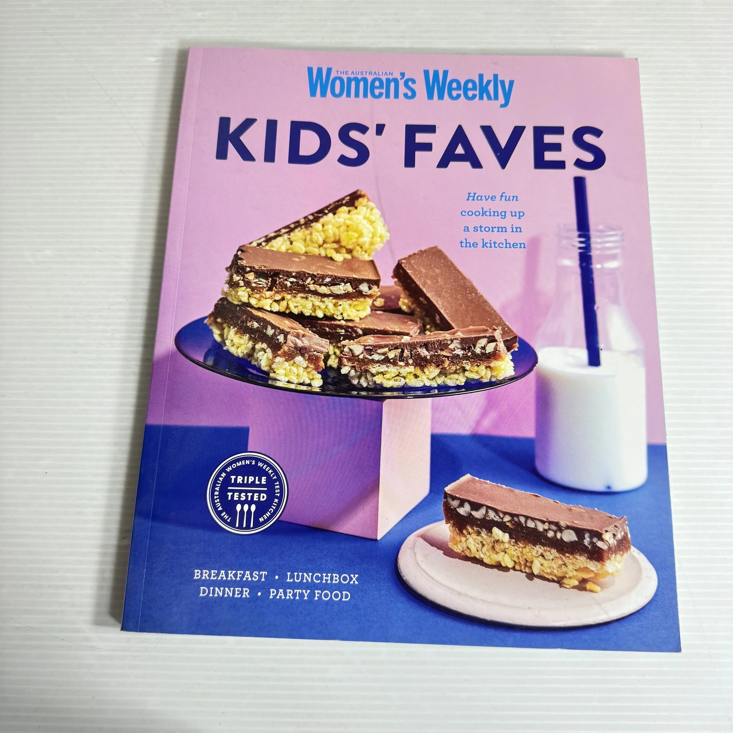 Kids' Faves : Breakfast, Lunchbox, Dinner, Party Food - The Australian Women's Weekly