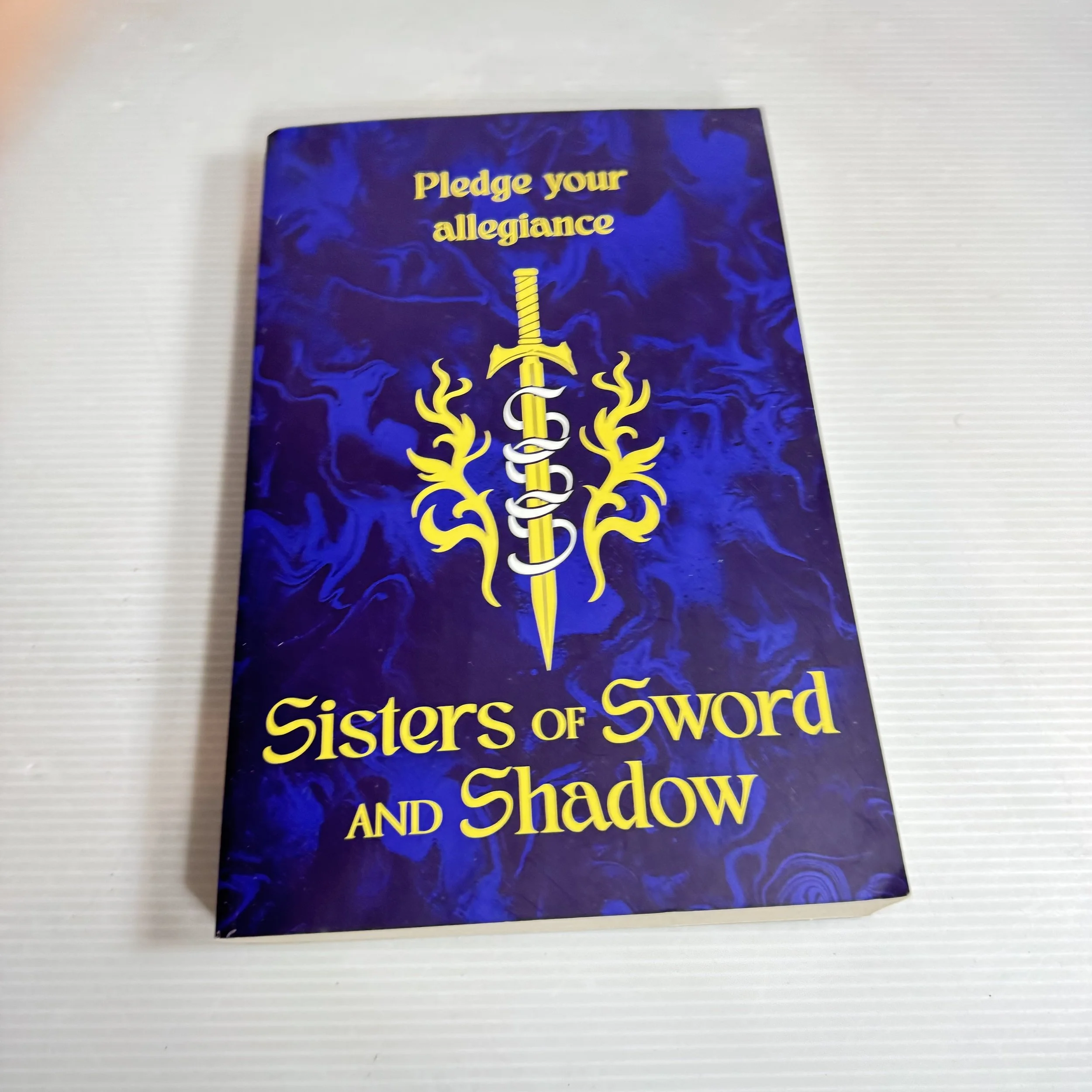 Sisters of Sword and Shadow - Laura Bates