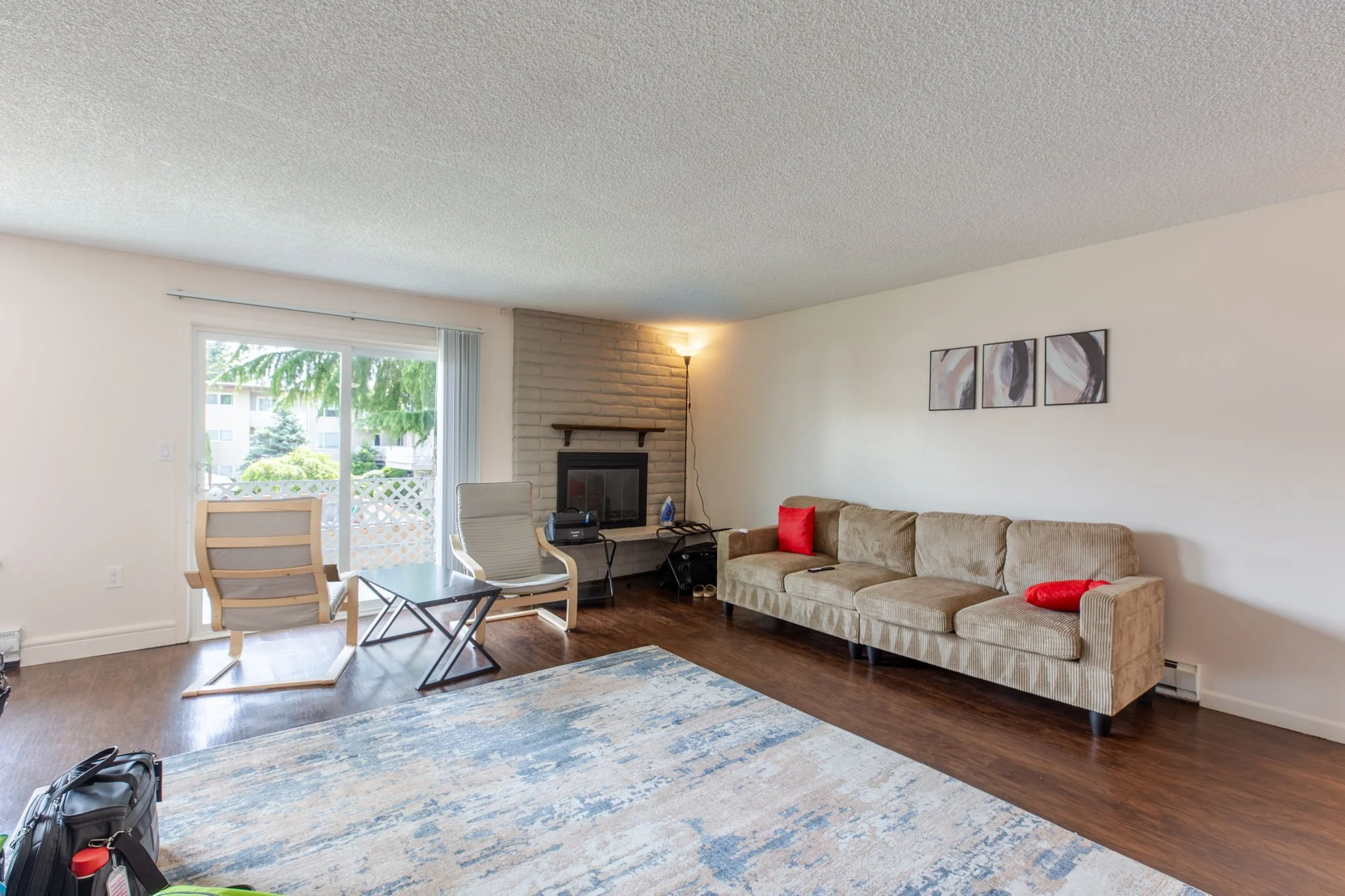 5-web-or-mls-3240-s-180th-st-49.jpg