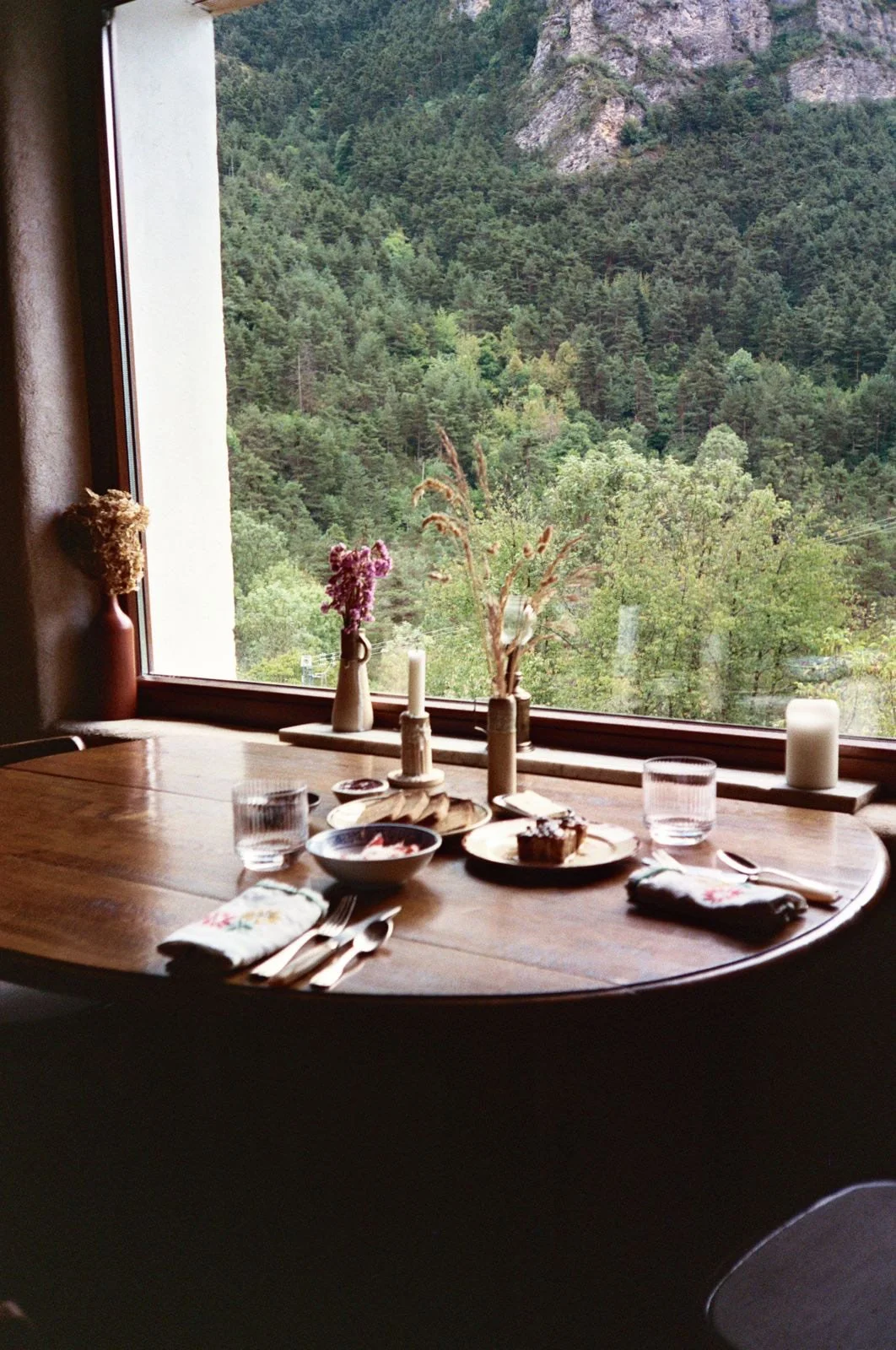 Table petit déjeuner La Maison de la Pia.jpg