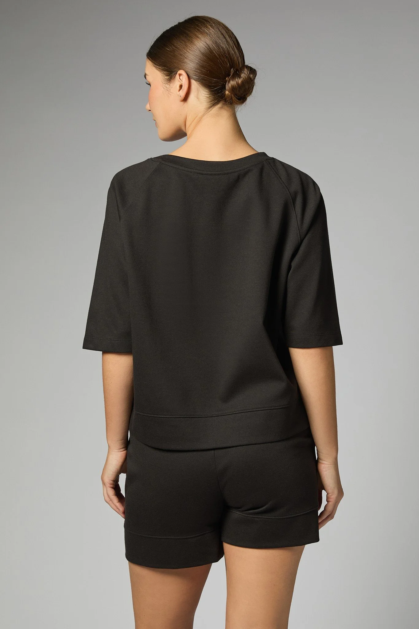 blackshortsleeve_top.jpg