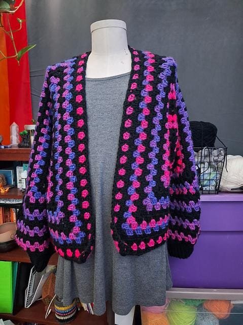 https://i.etsystatic.com/6411680/r/il/6335c2/6770343997/il_fullxfull.6770343997_qkc1.jpg