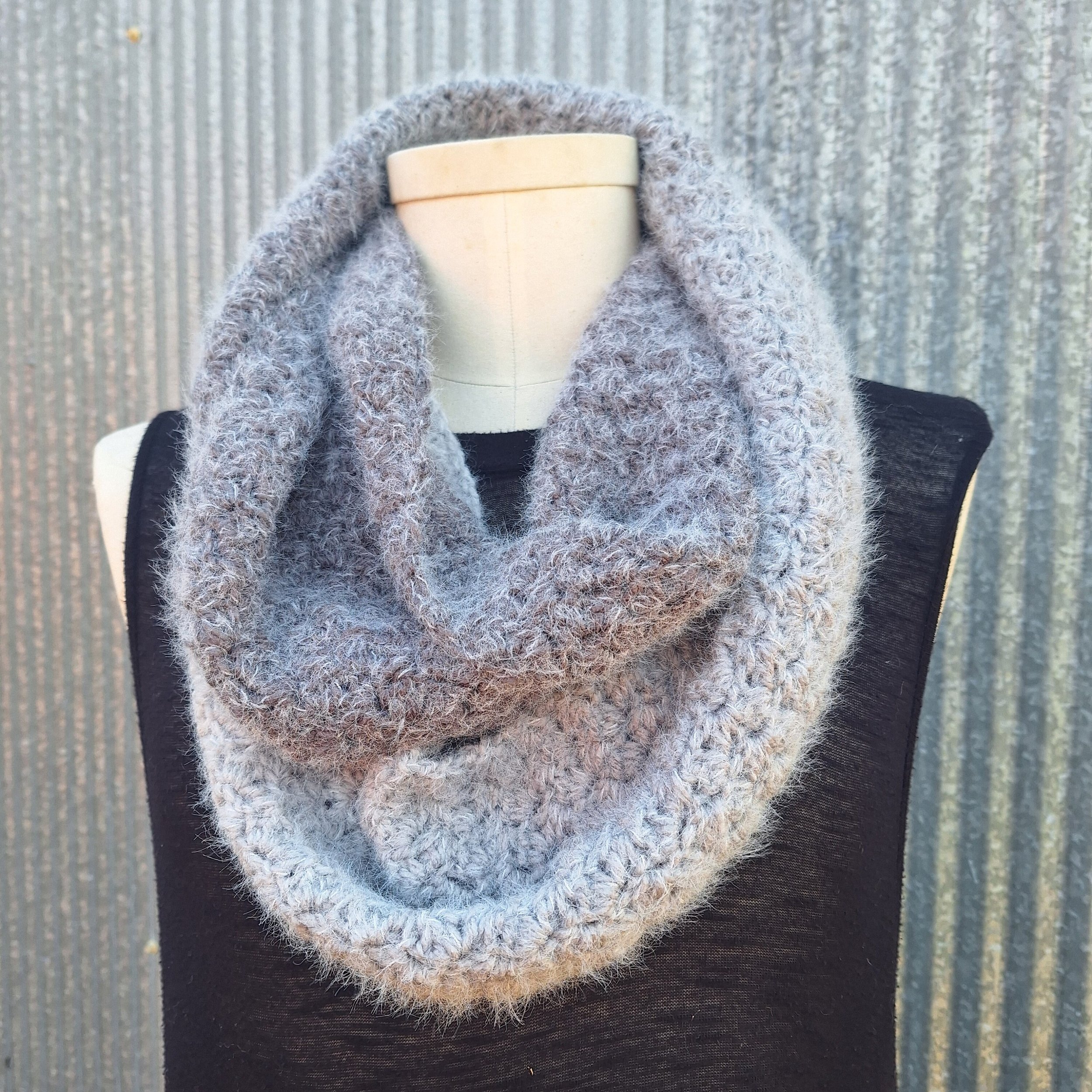 https://i.etsystatic.com/6411680/r/il/42c4e8/5933199944/il_fullxfull.5933199944_sn1l.jpg