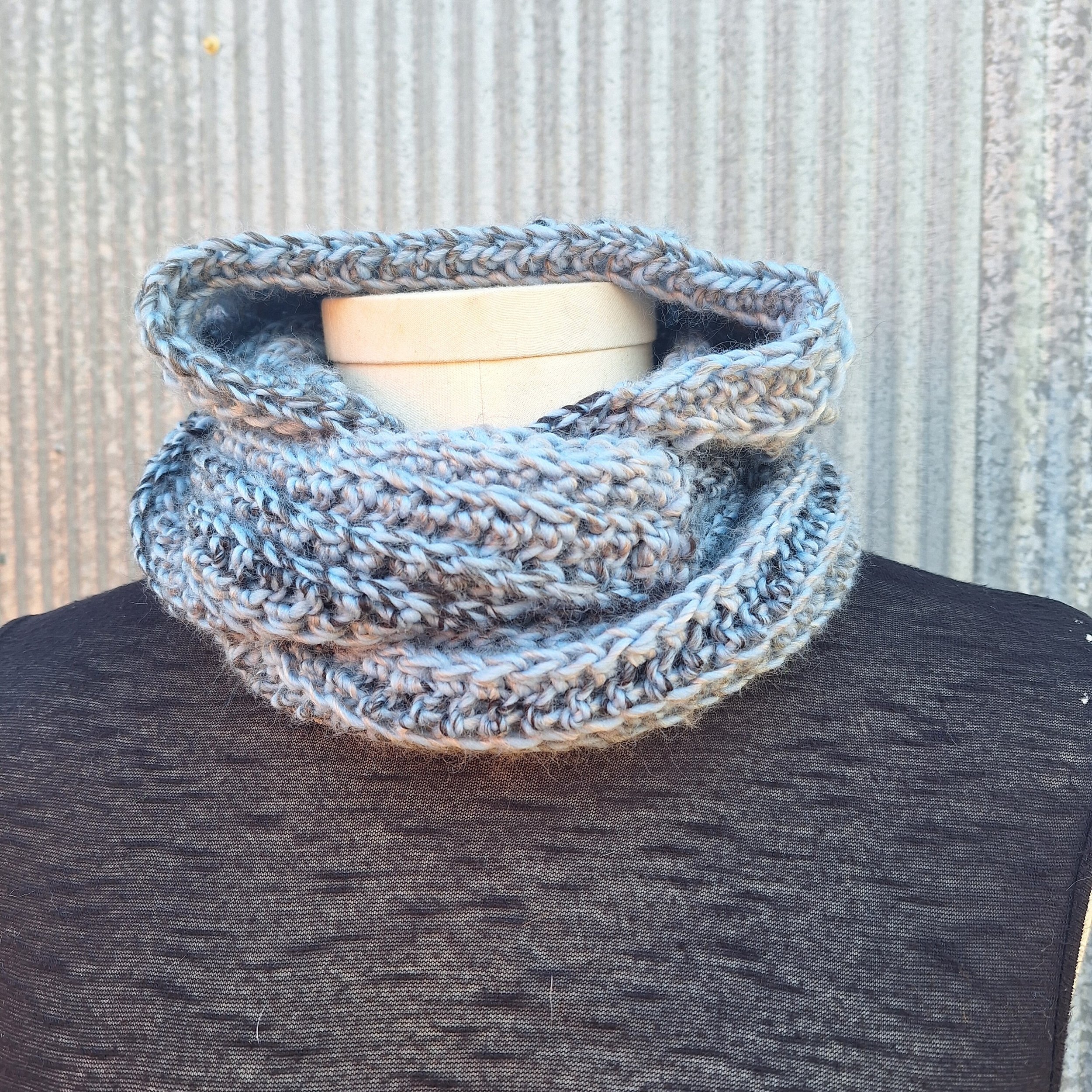 https://i.etsystatic.com/6411680/r/il/fd6bde/5981264003/il_fullxfull.5981264003_rmdb.jpg