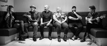 BIG CITY HOOT AND HOWL