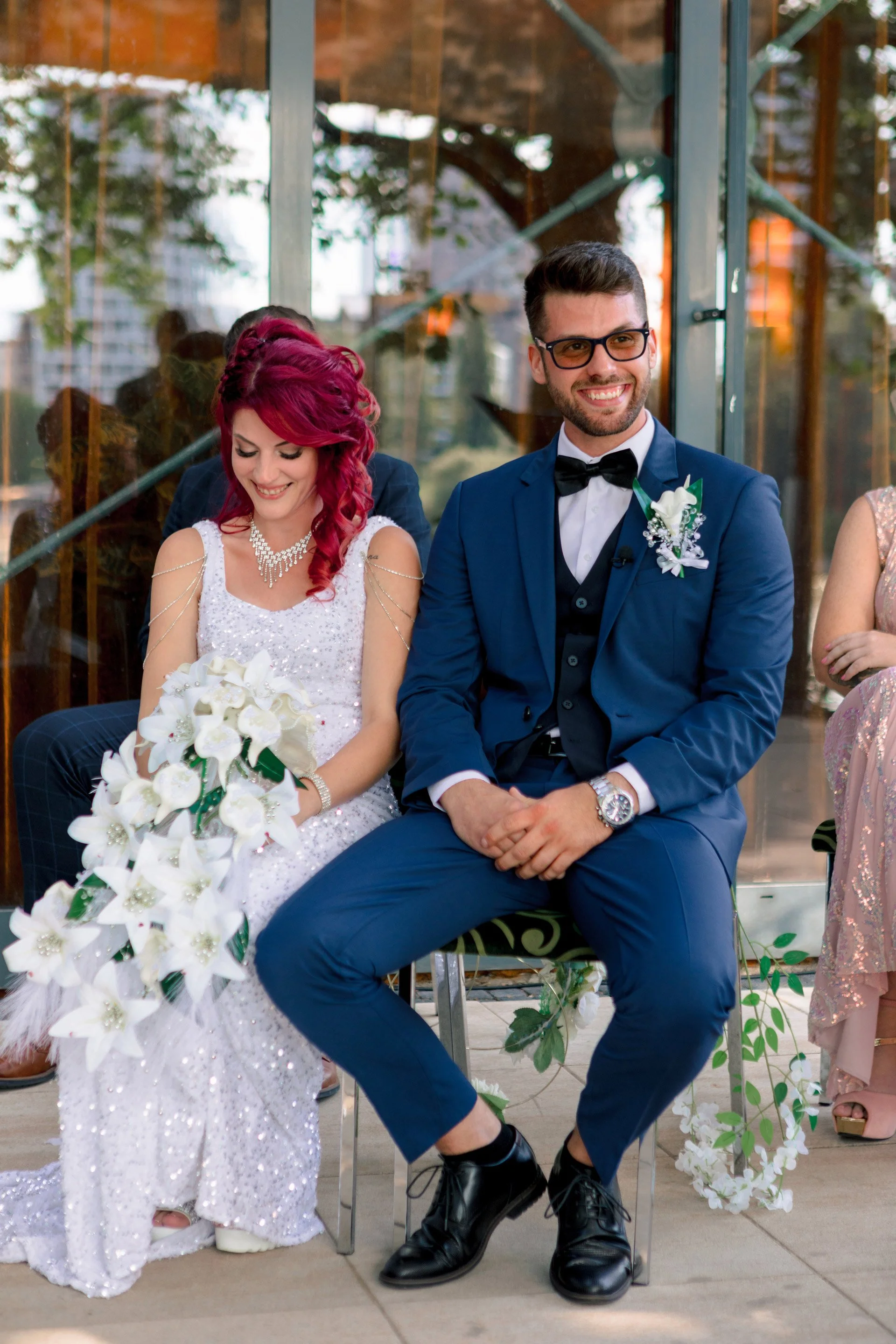 Boldog és vidám pillanatok megörökítese, természetes színek és pillanatok Budapesti esküvőn. Kéri Levente esküvői fotós