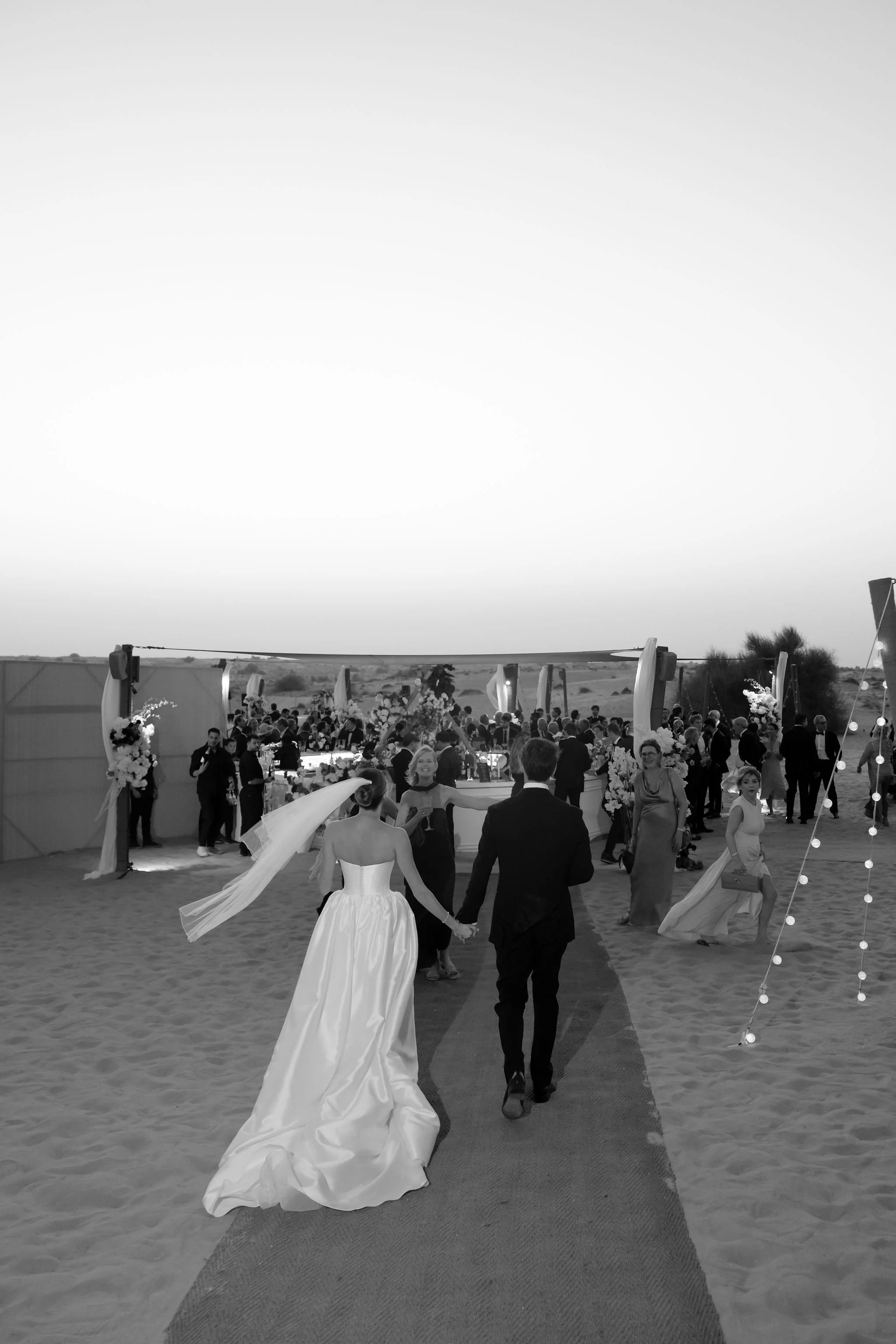 dubai-desert-resort-wedding-ceremony-