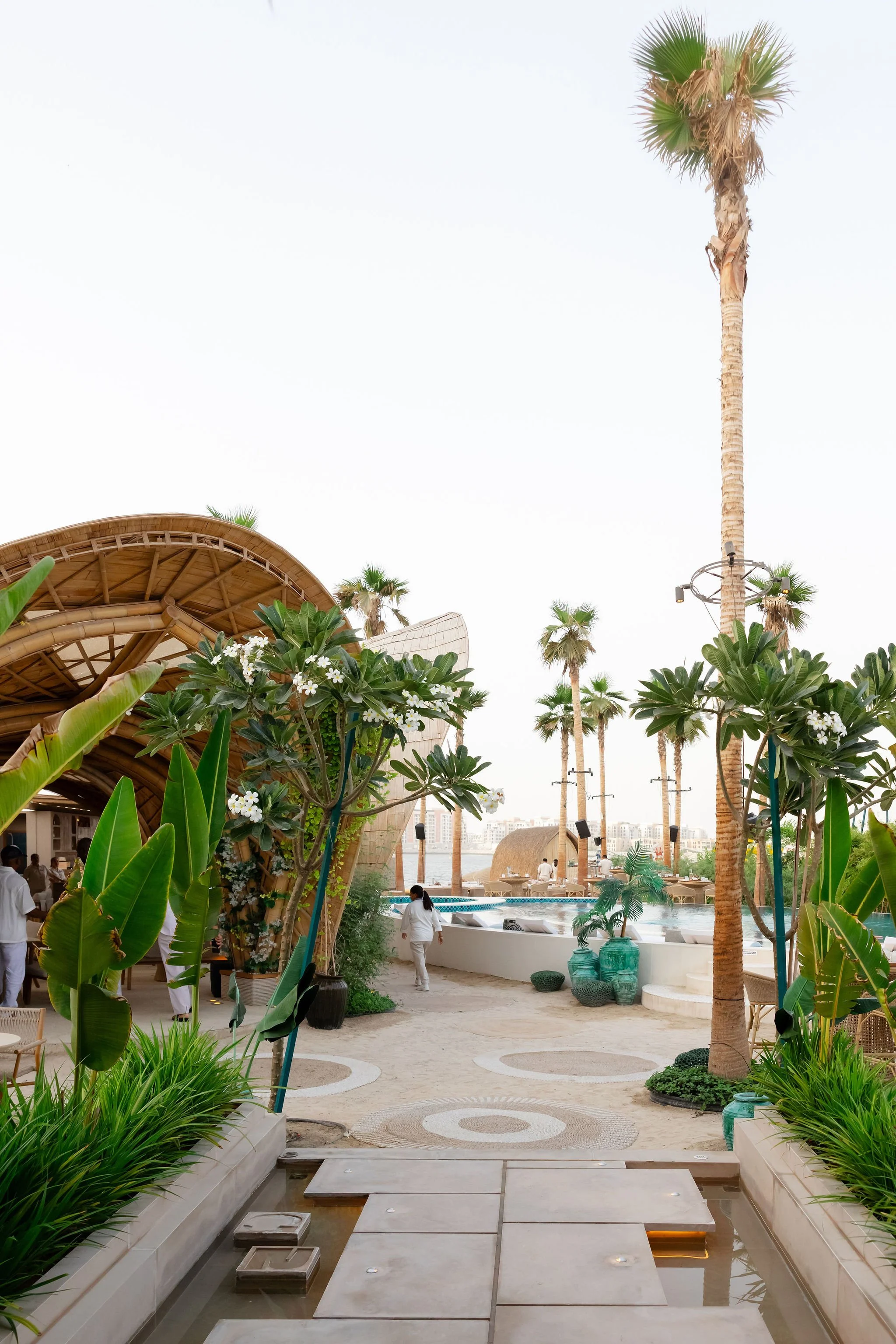 dubai-desert-resort-wedding-ceremony-