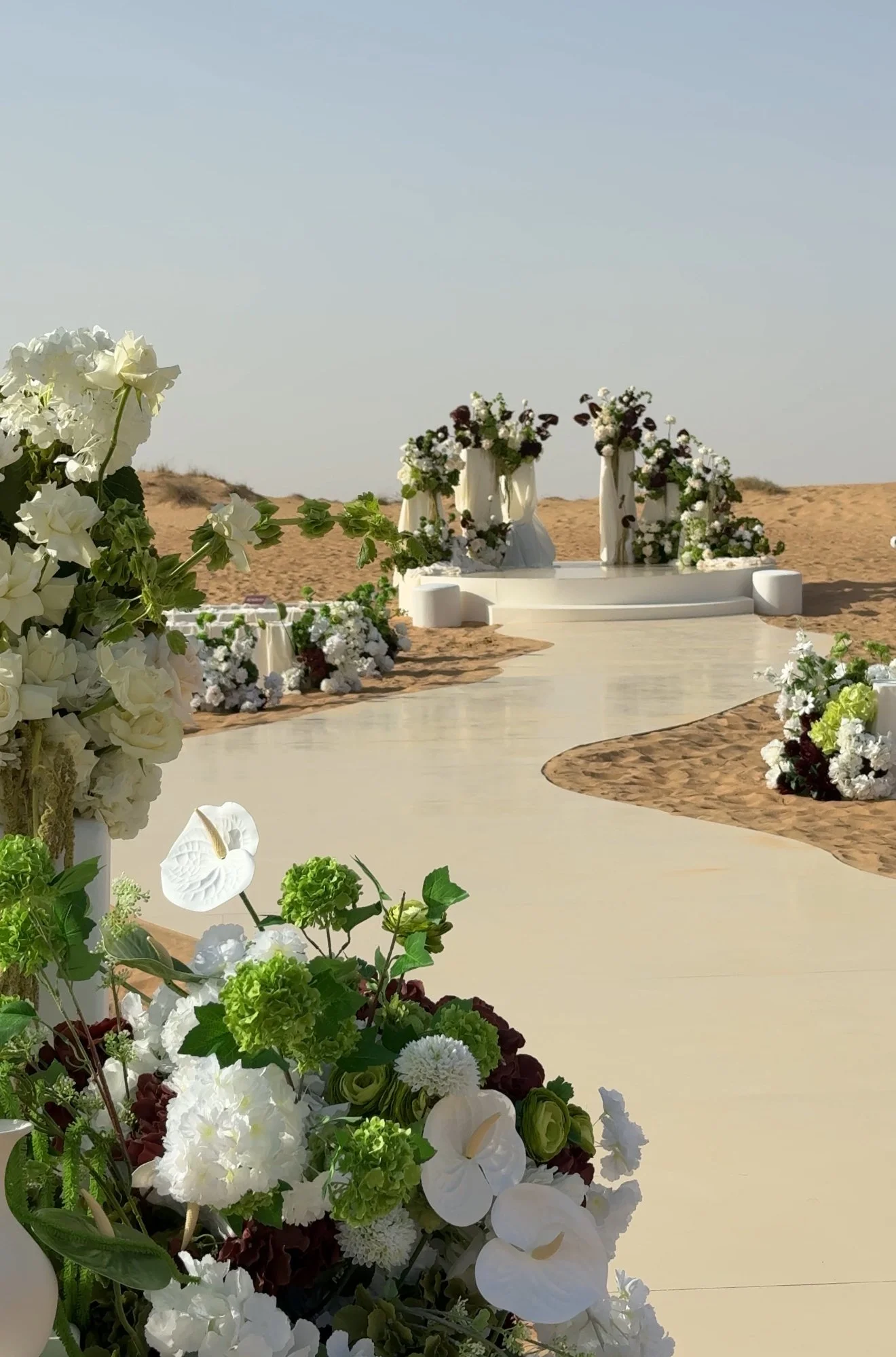 LaRoshEventsDubai decor1.PNG