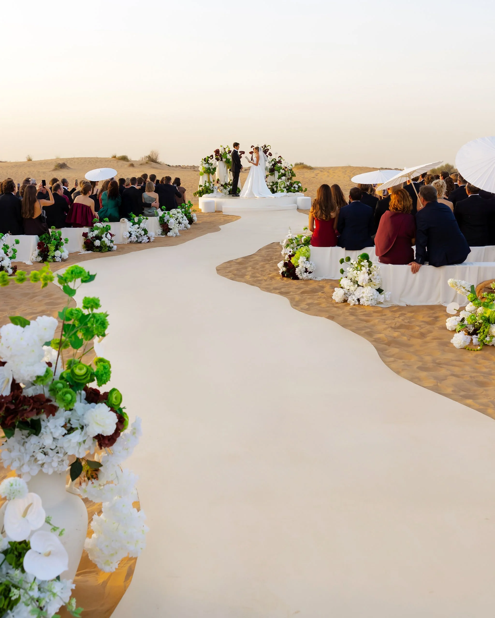 dubai-desert-resort-wedding-ceremony-