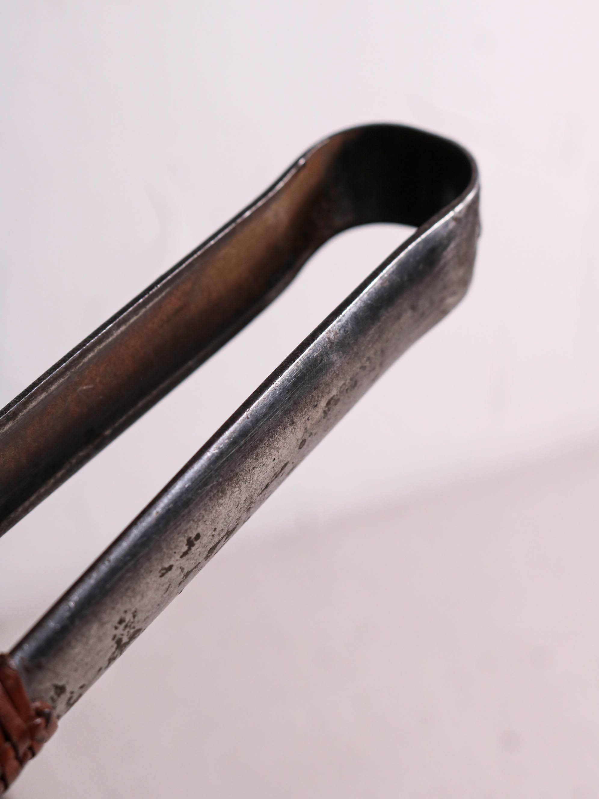 Fig. 1 Possibly Privitera Tweezers. Looking for more info on this maker.