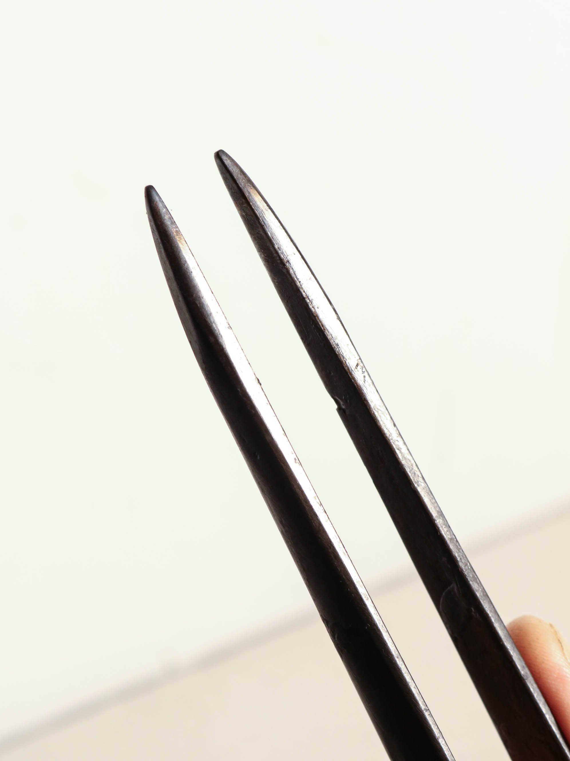 Fig 4. Unknown Large Tweezers from Murano