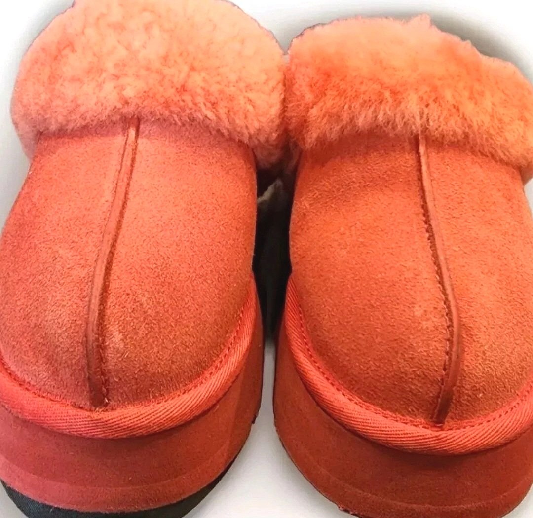 UGGS+DISQUETTE+SAMBA+RED+SUEDE++SHEEPSKIN+PLATFORM+SLIPPERS%2C+US+6_+7..jpg