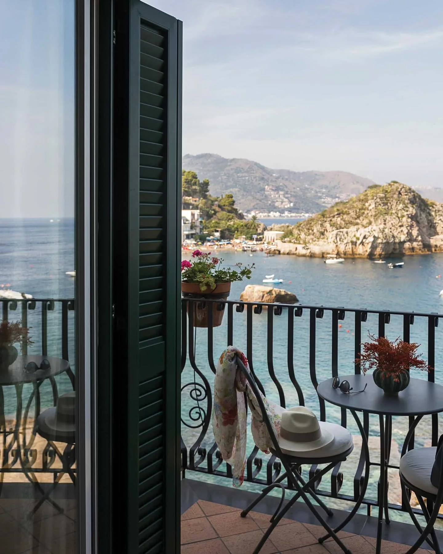 🌿 Escape to a Greener Getaway at Villa Sant'Andrea, A Belmond Hotel!

Nestled in the heart of nature, Villa Sant'Andrea is your sanctuary for eco-friendly travel. 

This luxurious haven is dedicated to sustainability with practices such as energy-ef