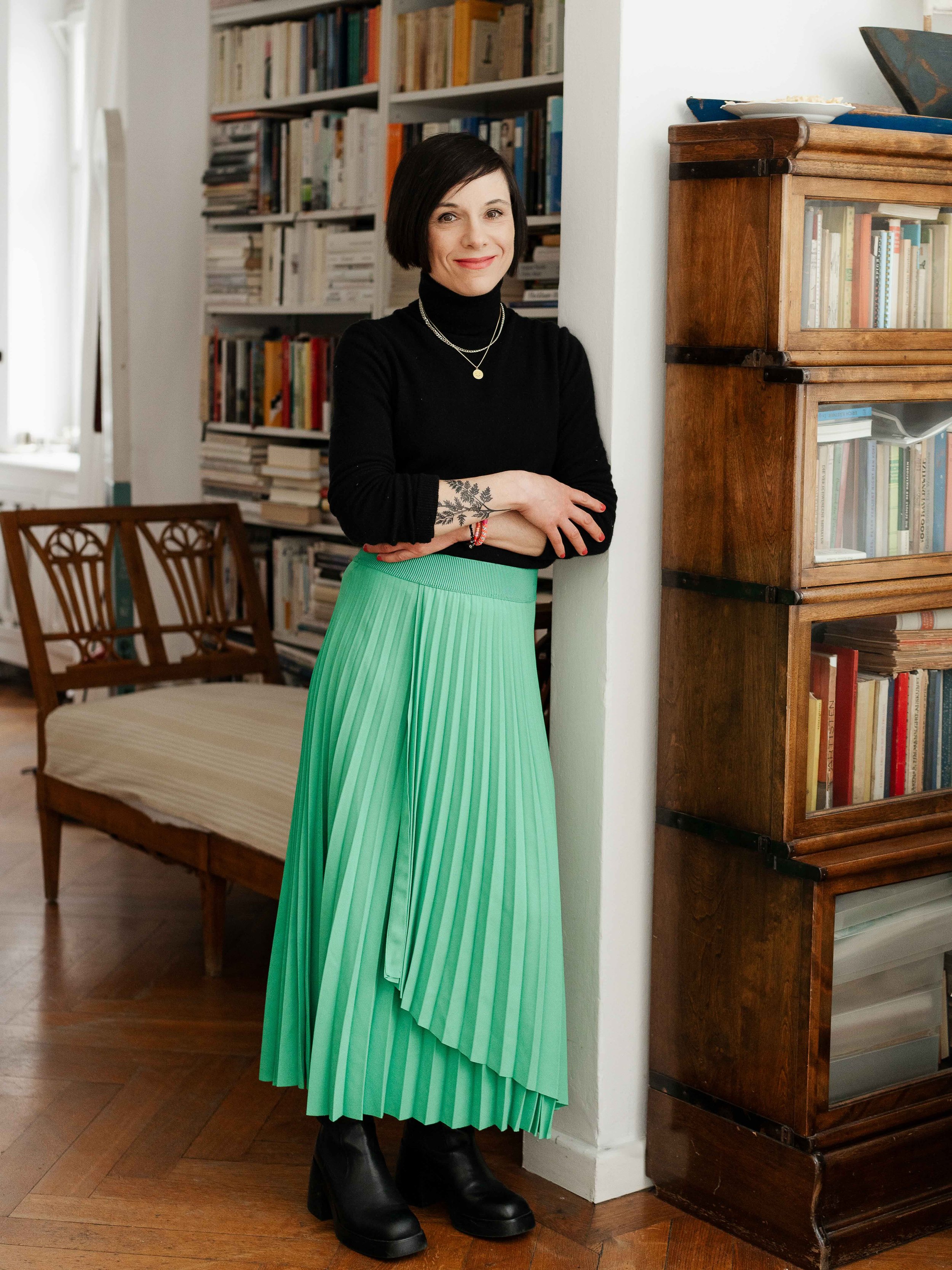Dr. Eliane Retz, Autorin