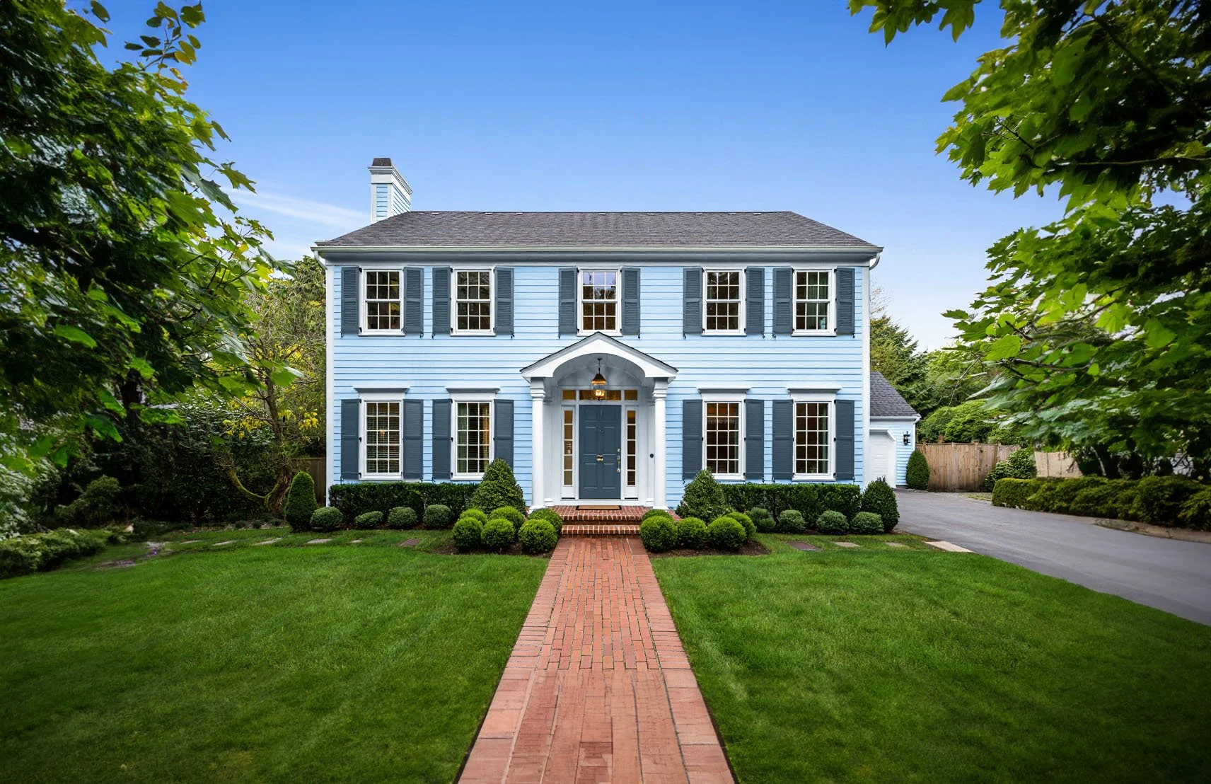 georgian_0001_light blue.jpg