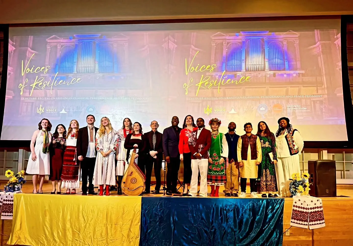 Bravissimi, "Voices of Resilience" cast!!!
💛💙🌏🕊✨️👏👏👏👏👏👏 

Ukrainian Classical Voice Project at Cornell University @ukrainianclassicalvoiceproject @cornellglobaldevelopment
@togetherforukraine_foundation
@cu.givingback @cornelleuro