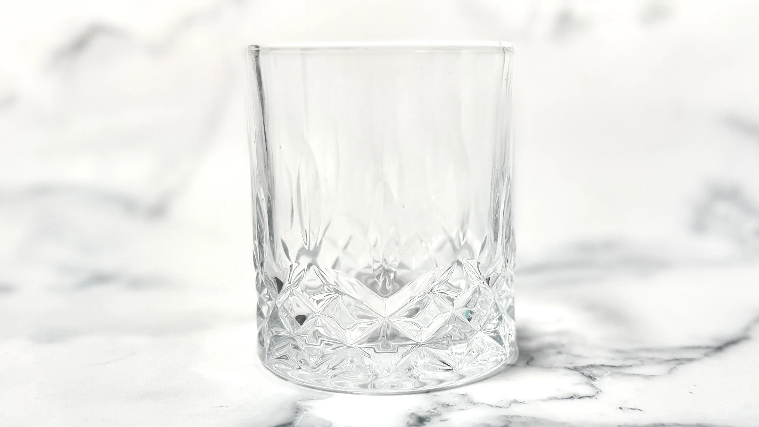 Jen Shannon Whiskey Glasses for Whiskey Smokers 3.jpg