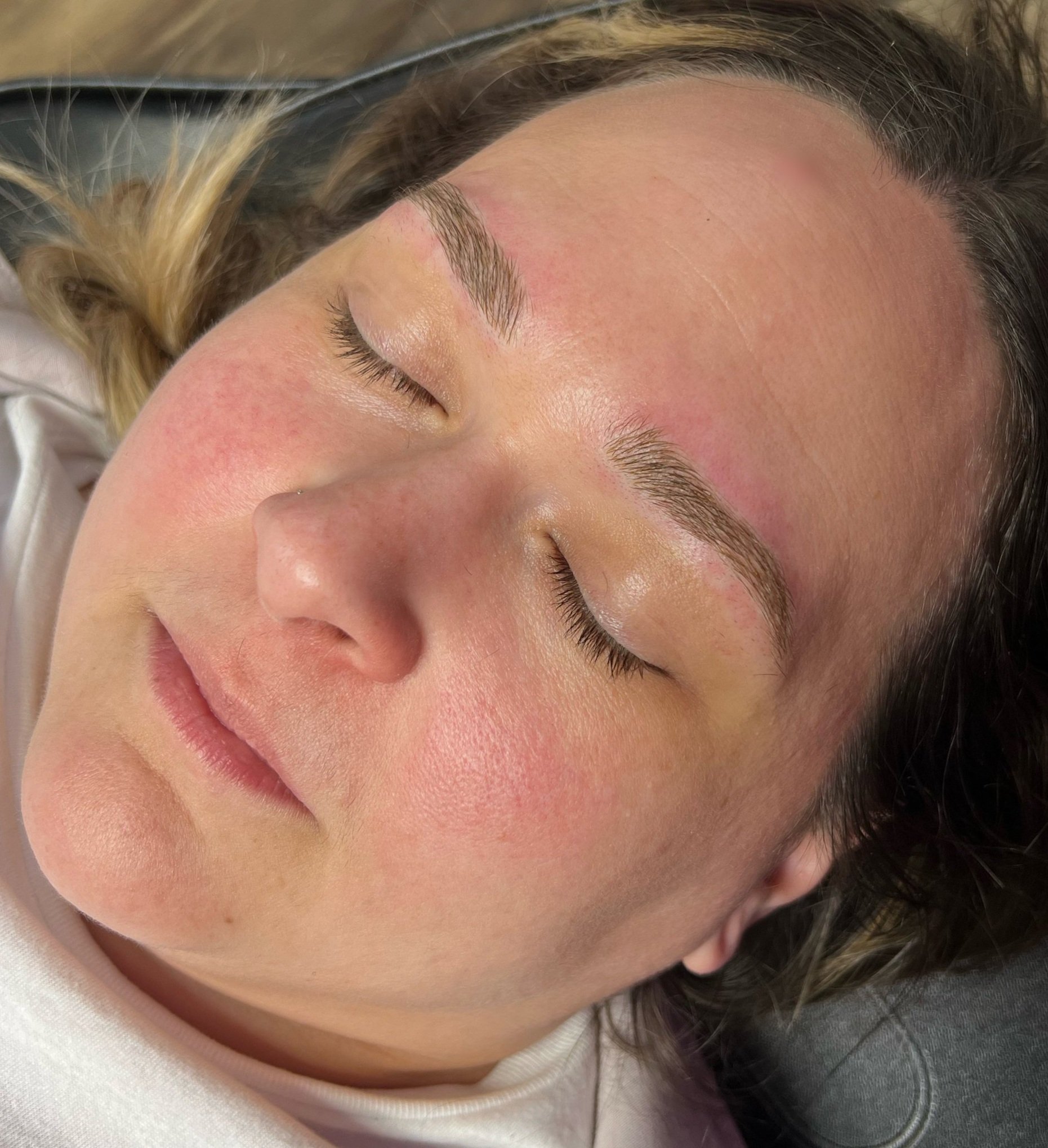 fluffy, natural microblading results