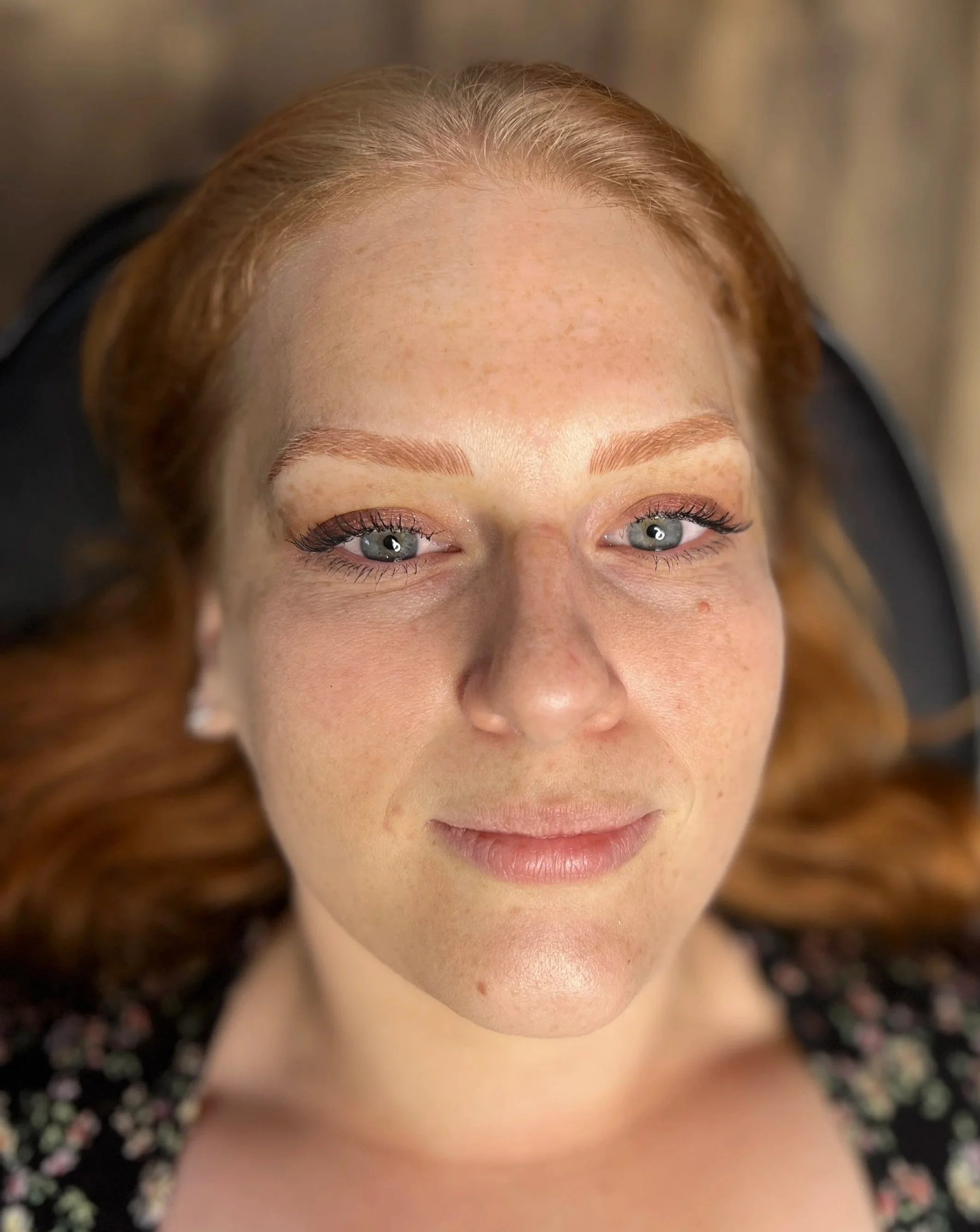 microblading, nano brow, pmu for red head