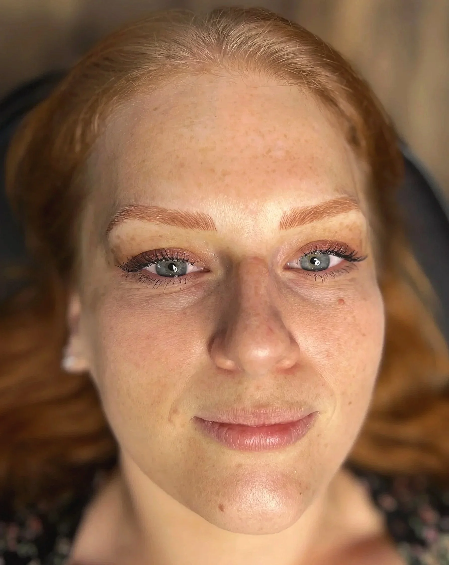 microblading, nano brow, pmu for red head