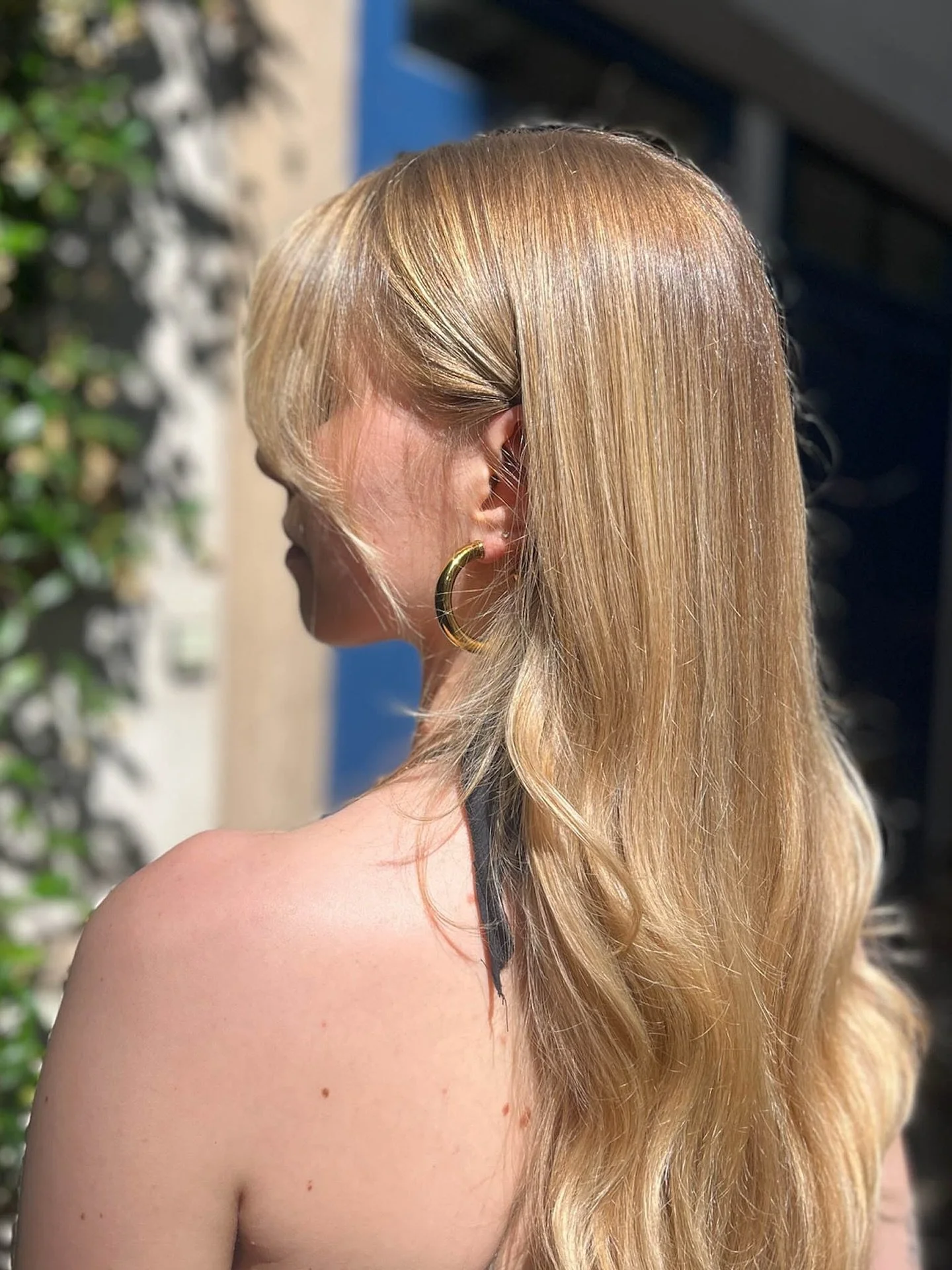 Margaux est venue chercher un &eacute;clat subtil, une touche de soleil dans ses cheveux. ☀️

Alors on a d&eacute;pos&eacute; un balayage l&eacute;ger et raviv&eacute; la couleur avec un gloss, juste ce qu&rsquo;il faut pour capter la lumi&egrave;re 