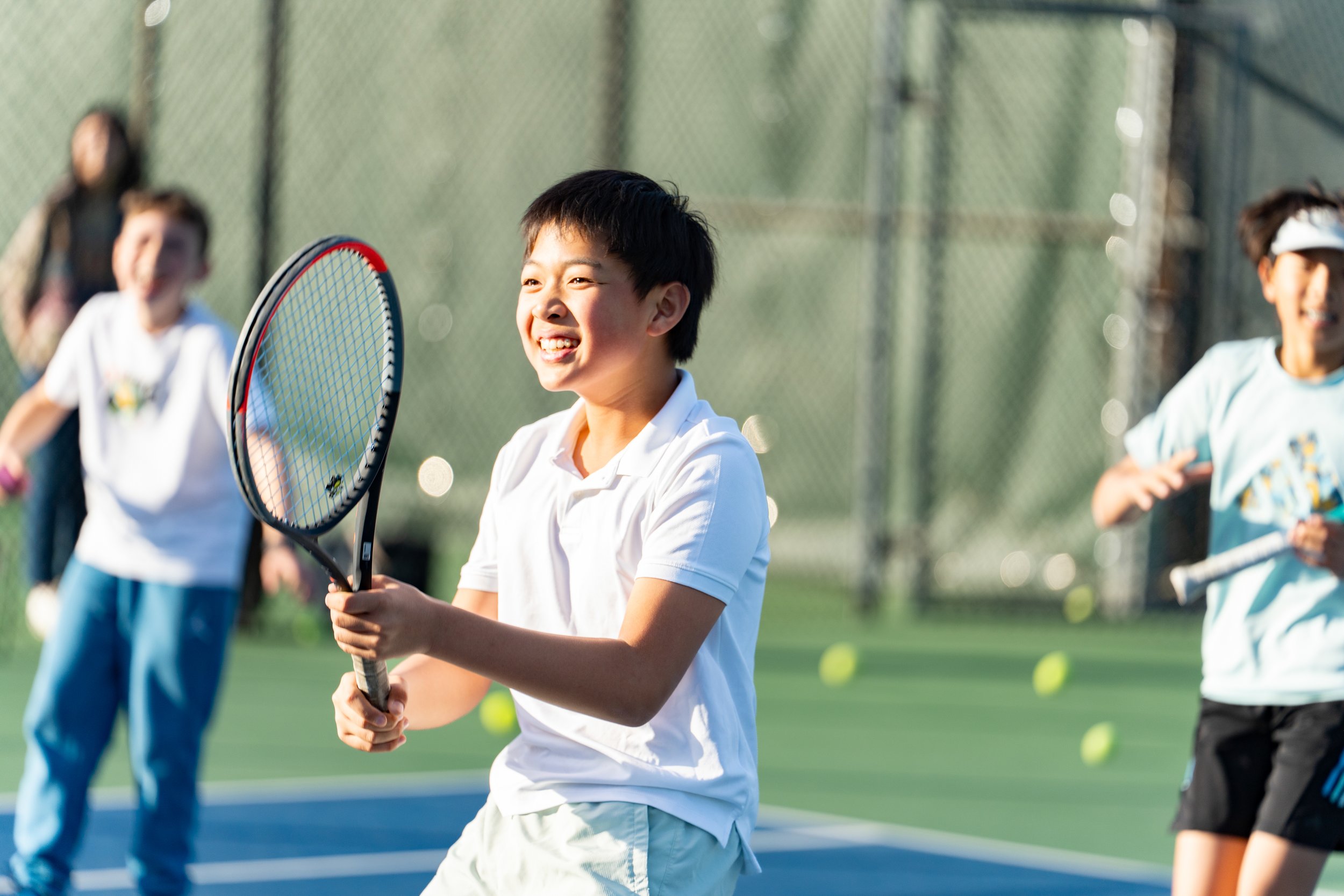 DSC04348 playing kid.jpg