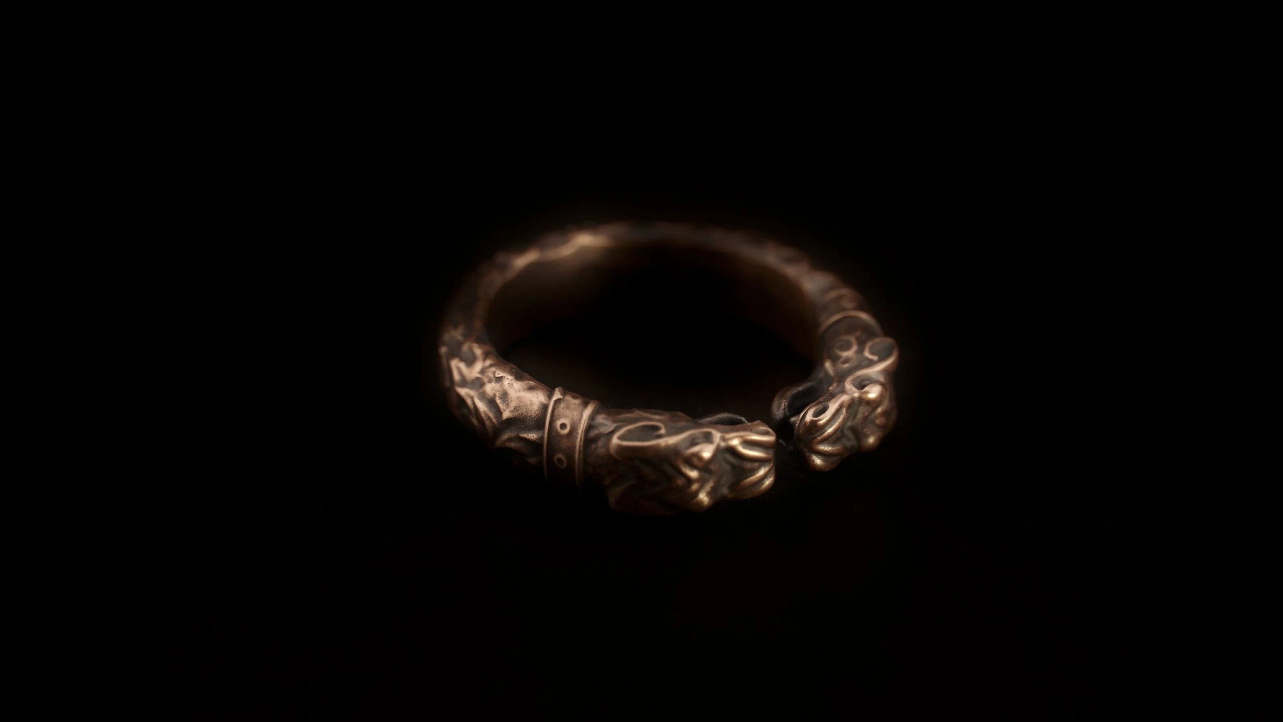 Bronze Norse Open Two Wolf Head Ring