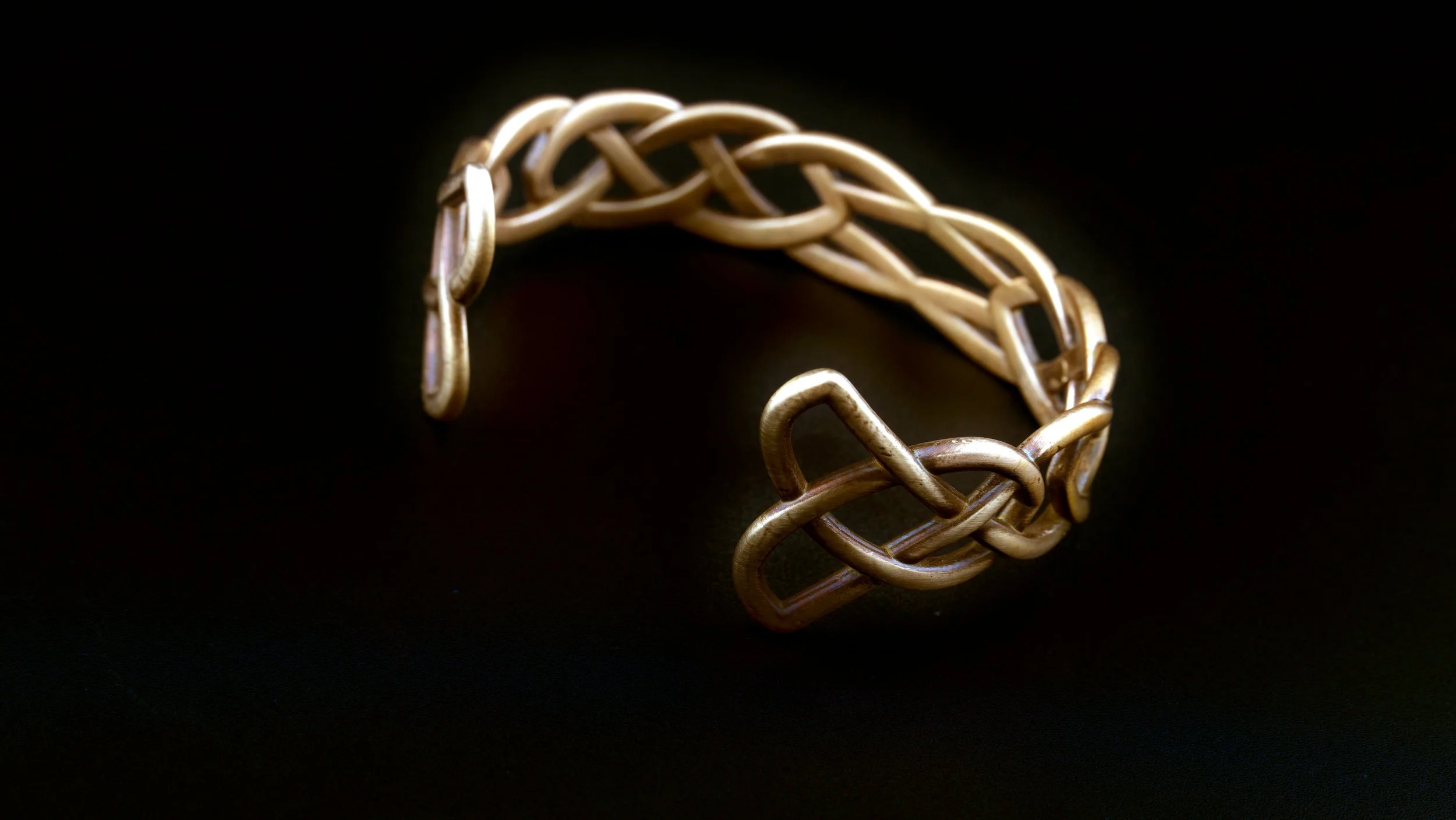 Celtic Cuff Bronze