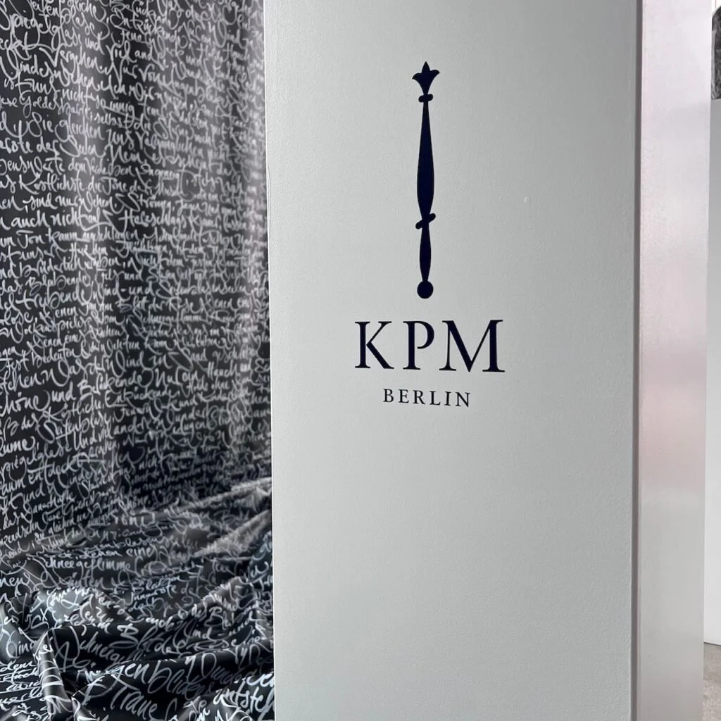 kpm-berlin-kalligraphie-jeannine-platz.jpeg