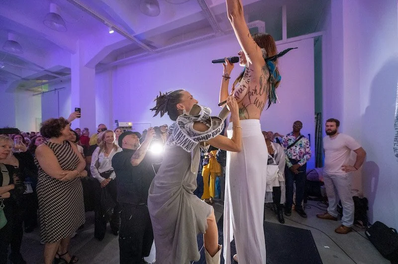 Words in Motion-Vernissage I Liverperformance Julilea I Barlach Halle K
