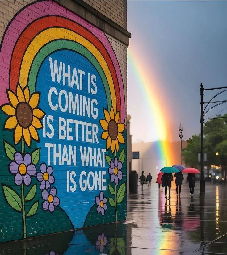 Embracing the new 🦋.... finally. I hated Chicago the first 2 years here. I cried to go back to the old...the journey felt like a prison....and I was resisting everything. But now the discomfort and fear of change has transformed into seeing the beau